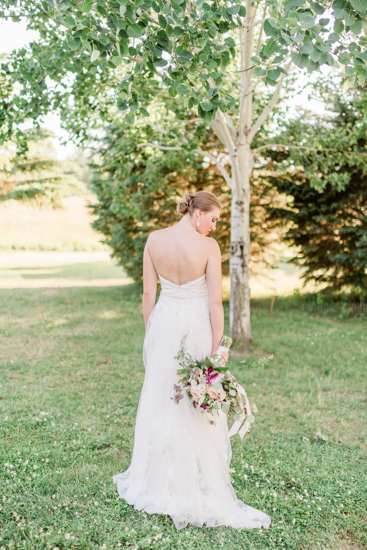 Pioneer Creek Farm Wedding Photographers - Larissa Marie Photography