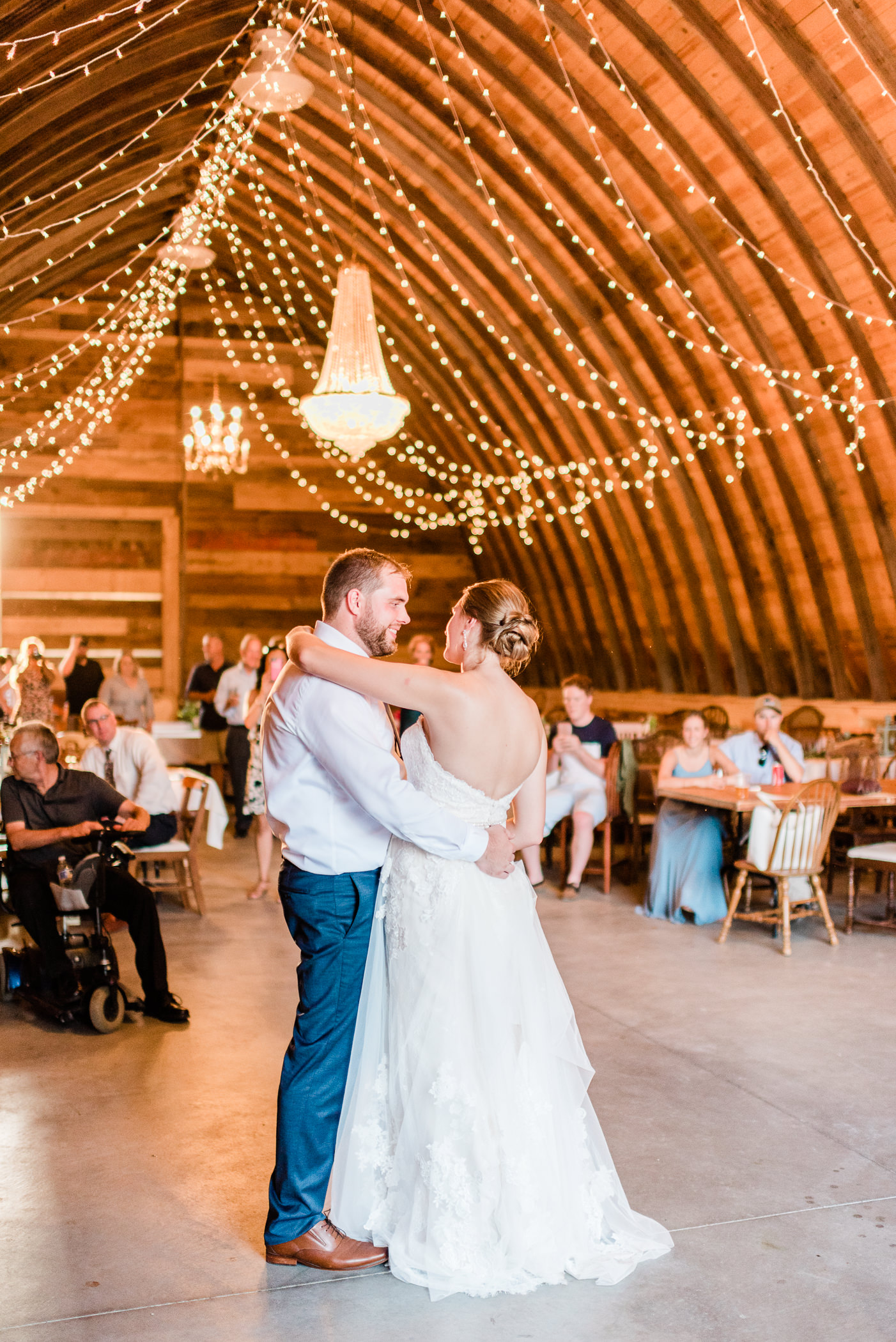 Pioneer Creek Farm Wedding Photographers - Larissa Marie Photography