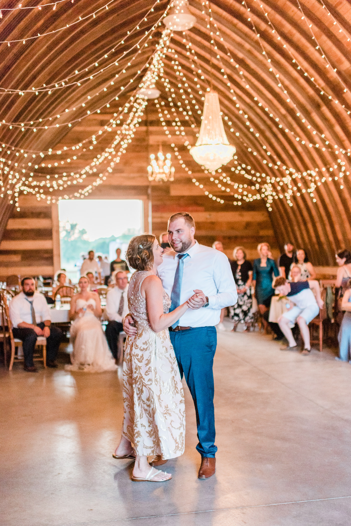 Pioneer Creek Farm Wedding Photographers - Larissa Marie Photography