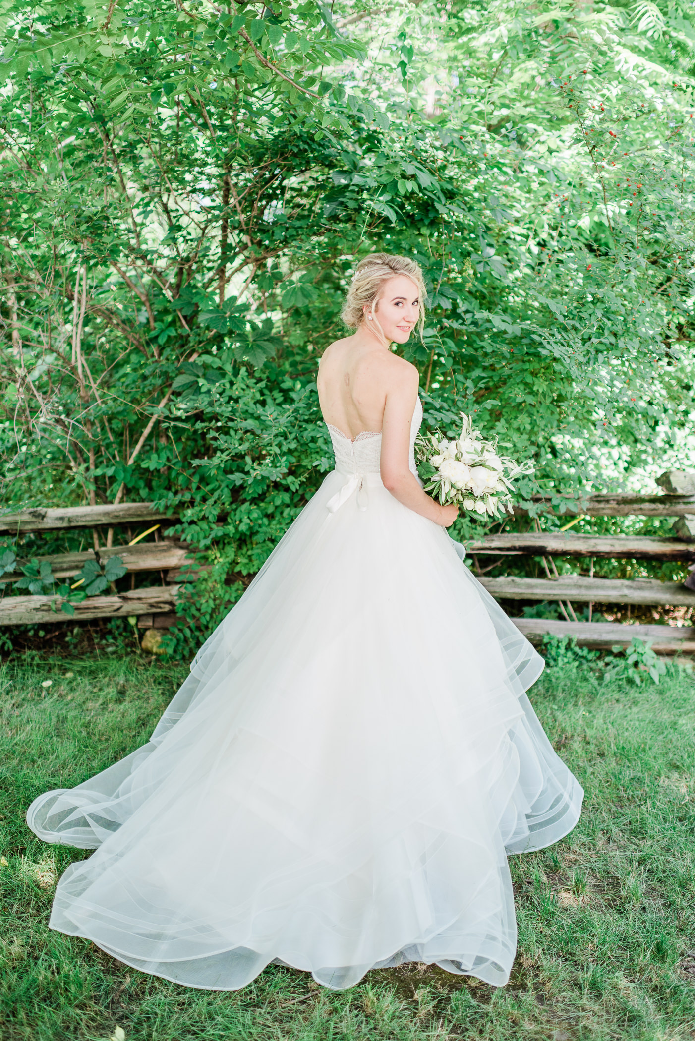 Paoli Mill Terrace and Park Wedding Photographers - Larissa Marie Photography