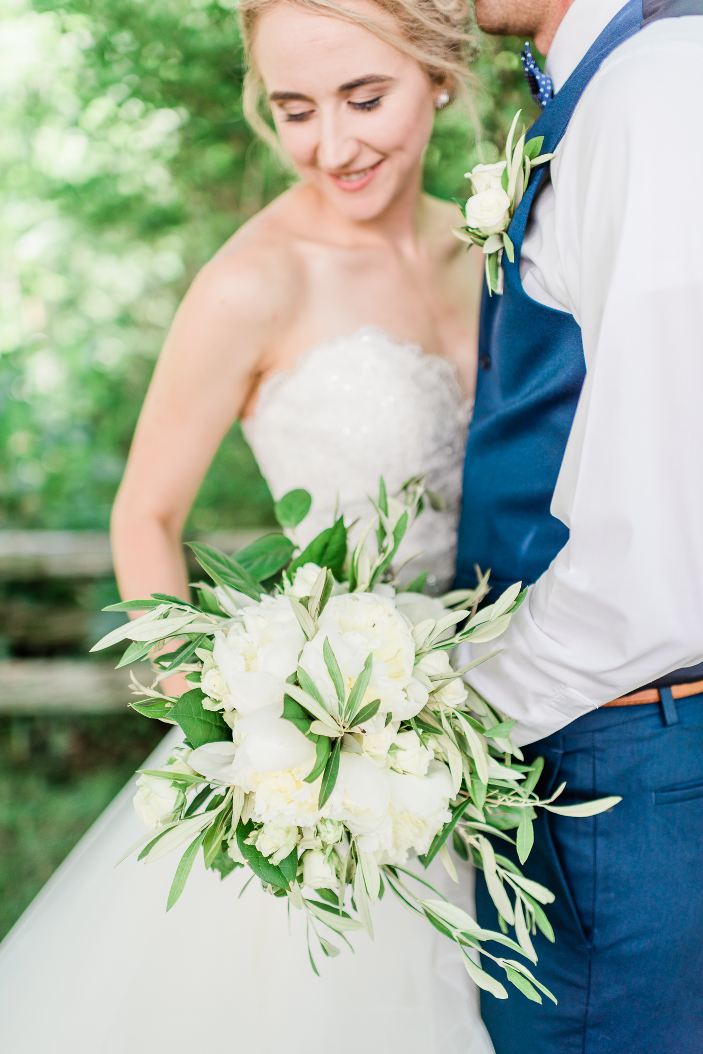 Paoli Mill Terrace and Park Wedding Photographers - Larissa Marie Photography