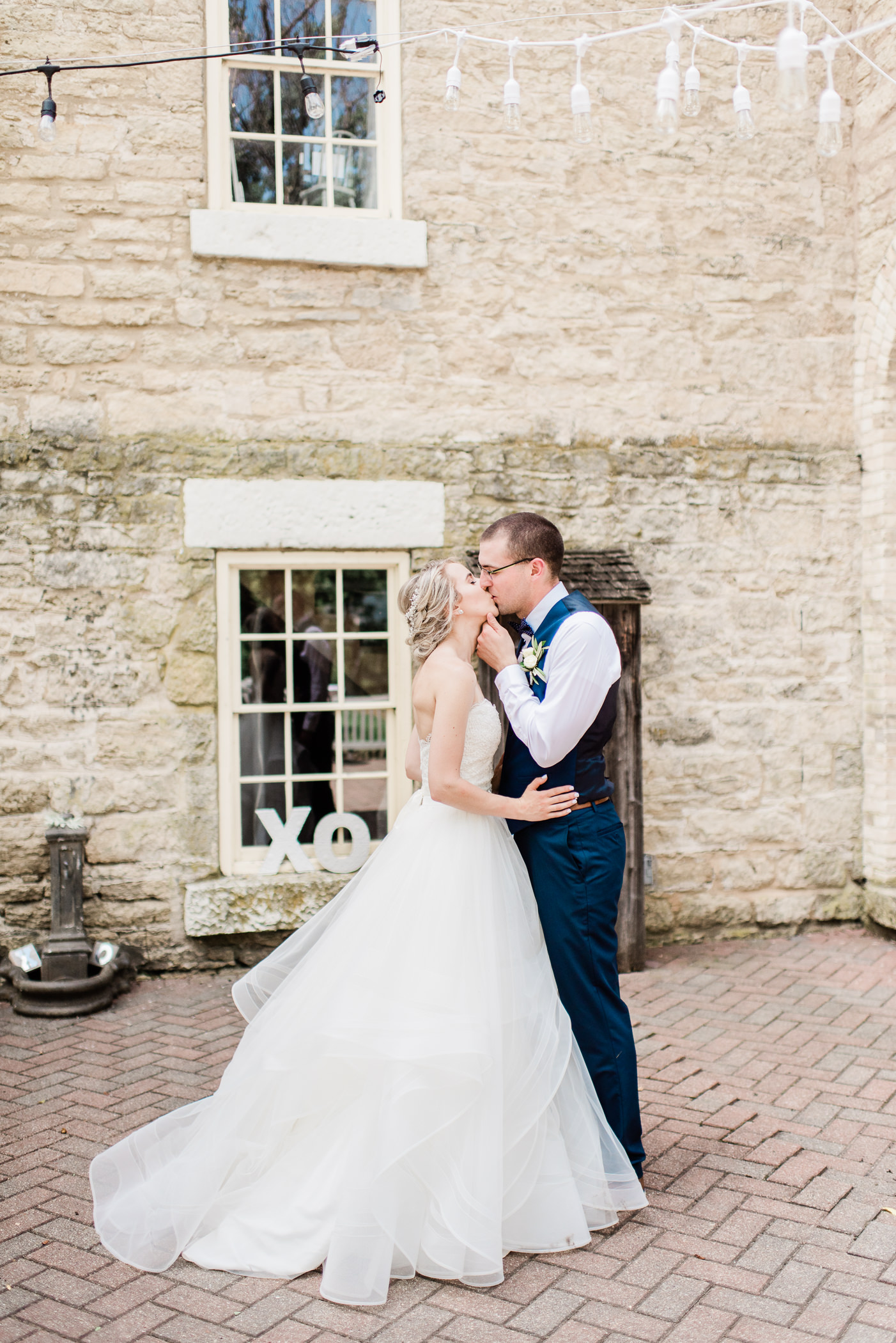 Paoli Mill Terrace and Park Wedding Photographers - Larissa Marie Photography