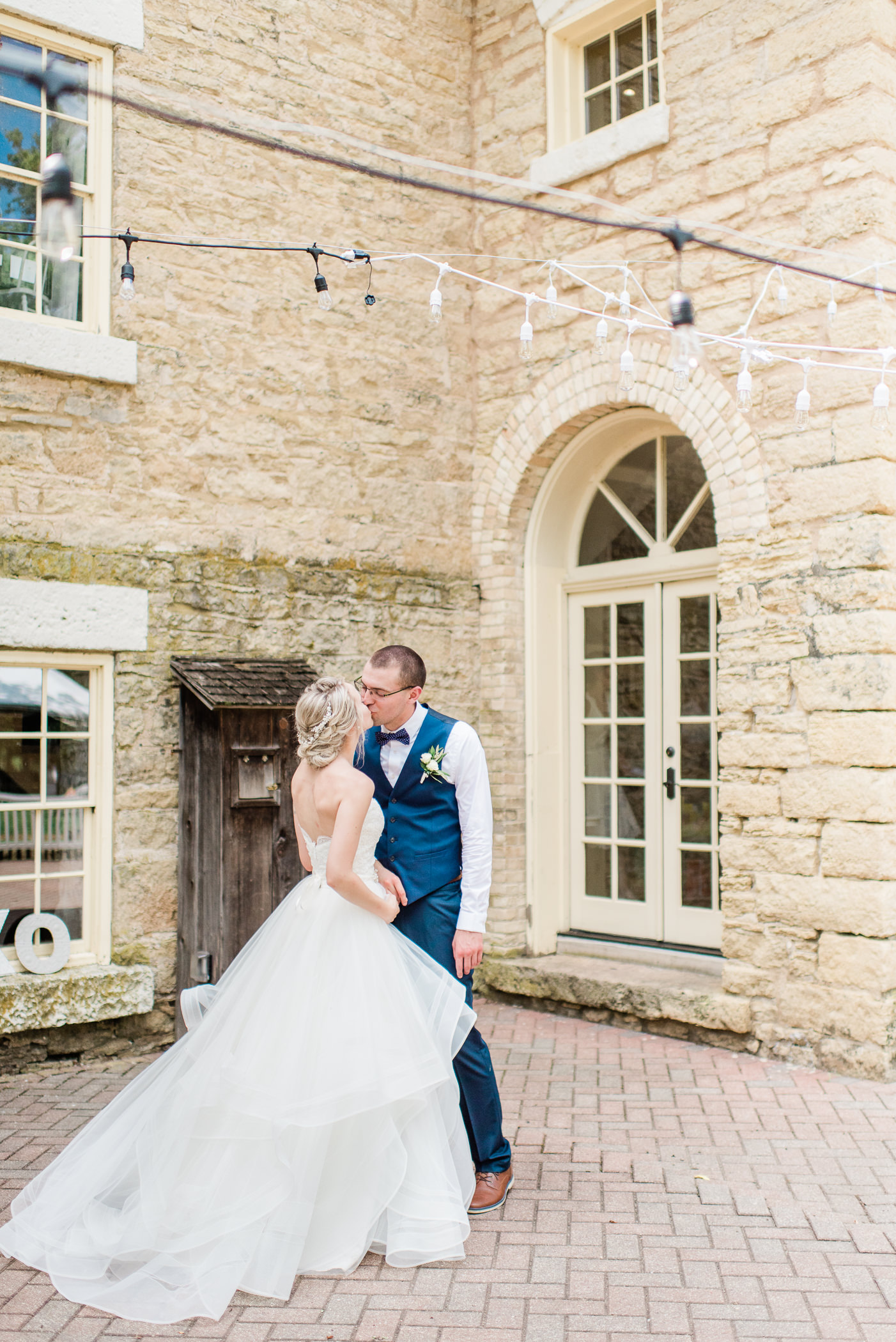 Paoli Mill Terrace and Park Wedding Photographers - Larissa Marie Photography