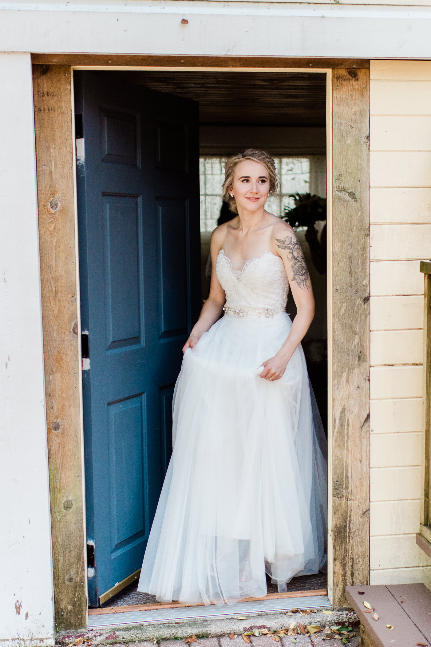 Paoli Mill Terrace and Park Wedding Photographers - Larissa Marie Photography