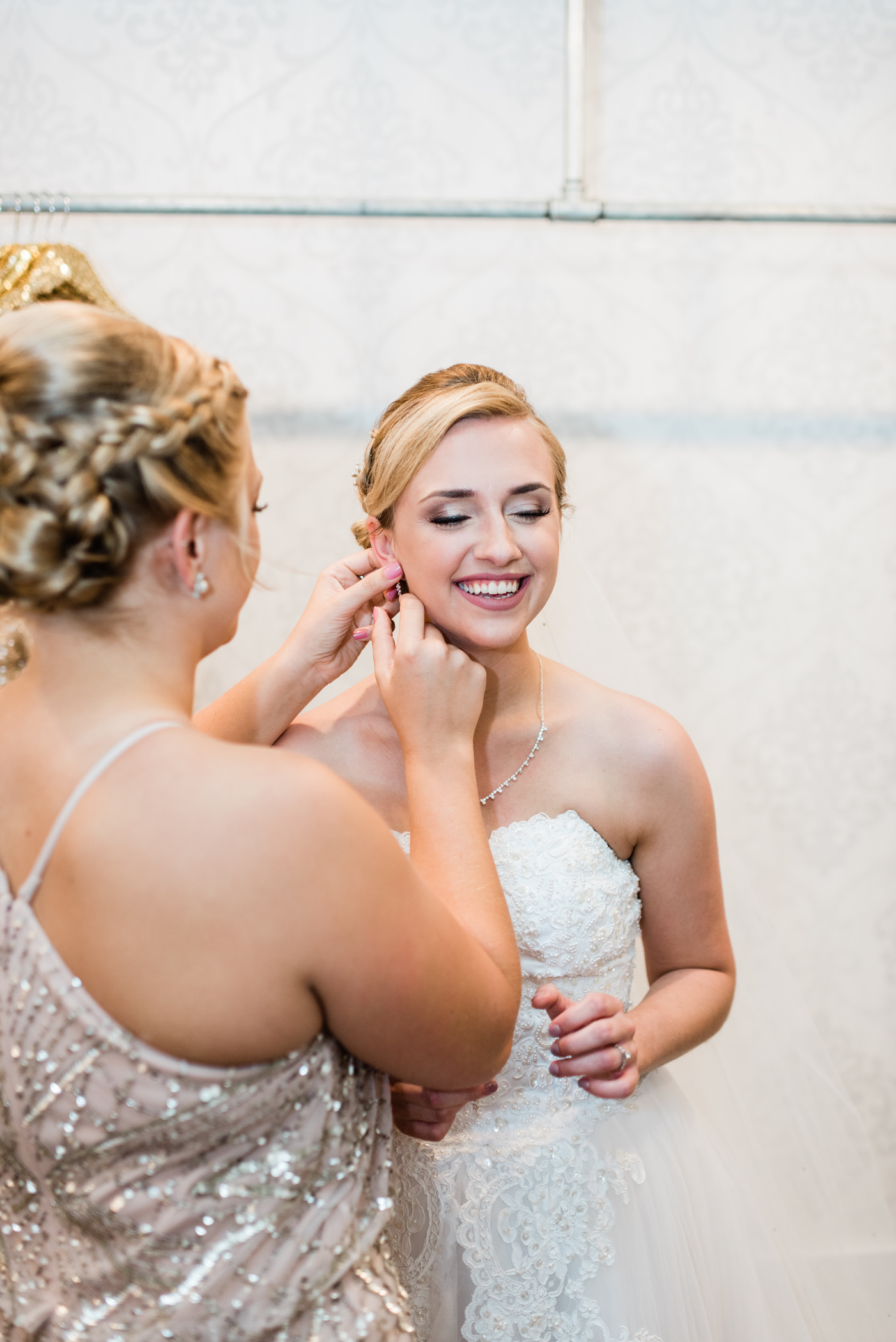 The Barn at Harvest Moon Pond Wedding Photographers - Larissa Marie Photography