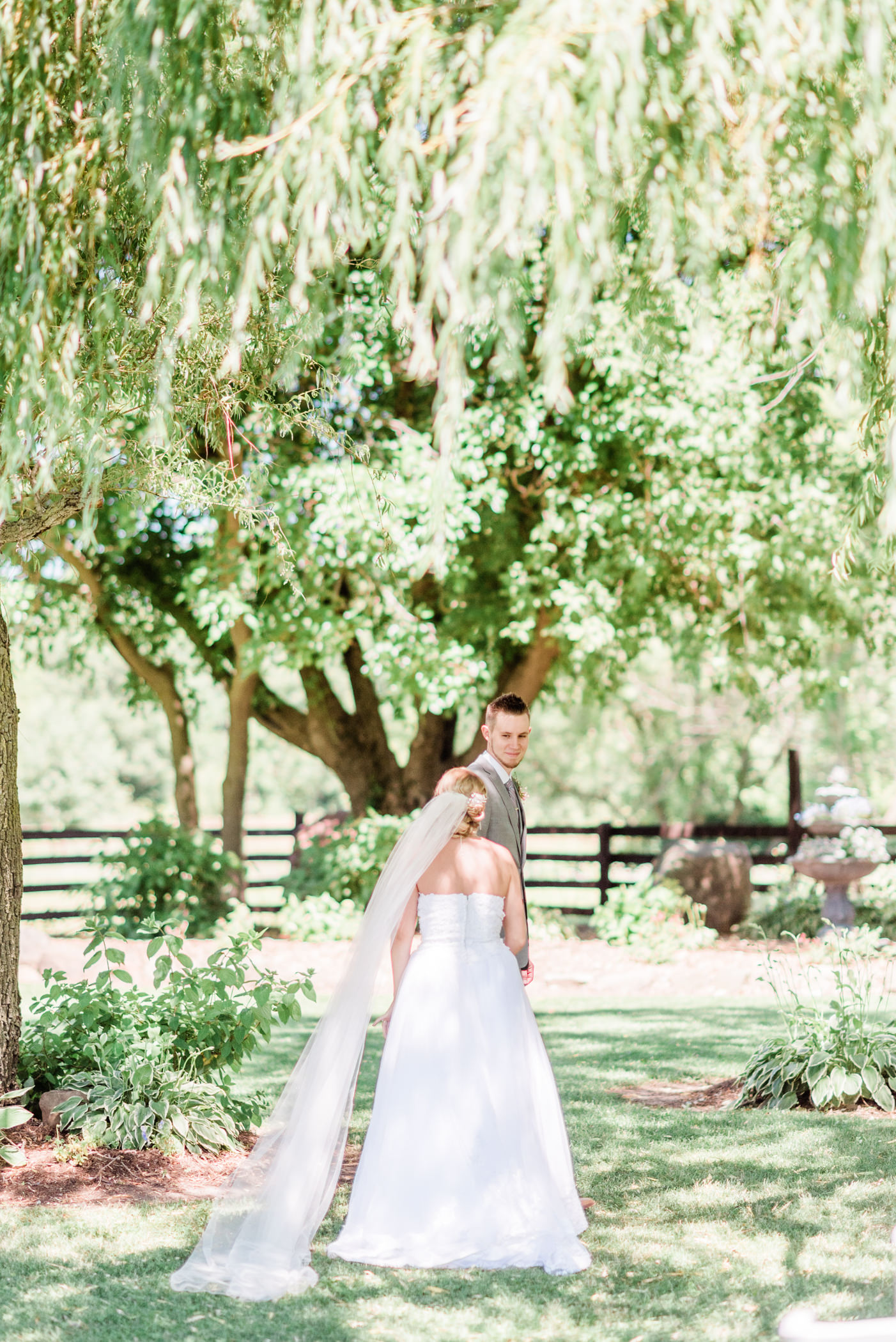 The Barn at Harvest Moon Pond Wedding Photographers - Larissa Marie Photography