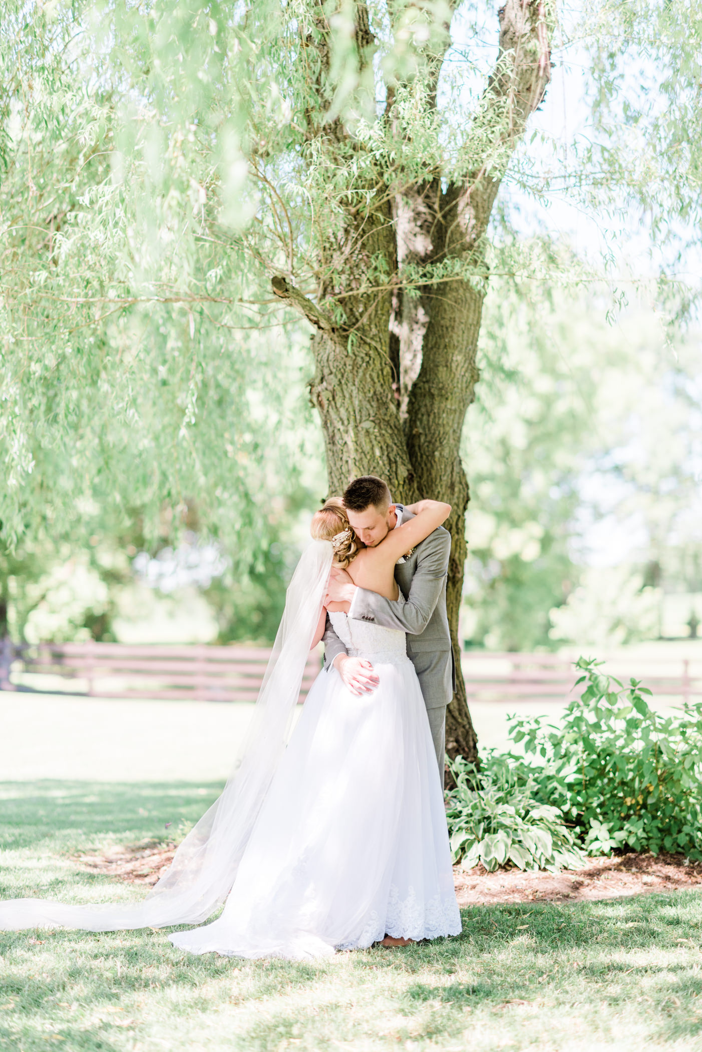 The Barn at Harvest Moon Pond Wedding Photographers - Larissa Marie Photography