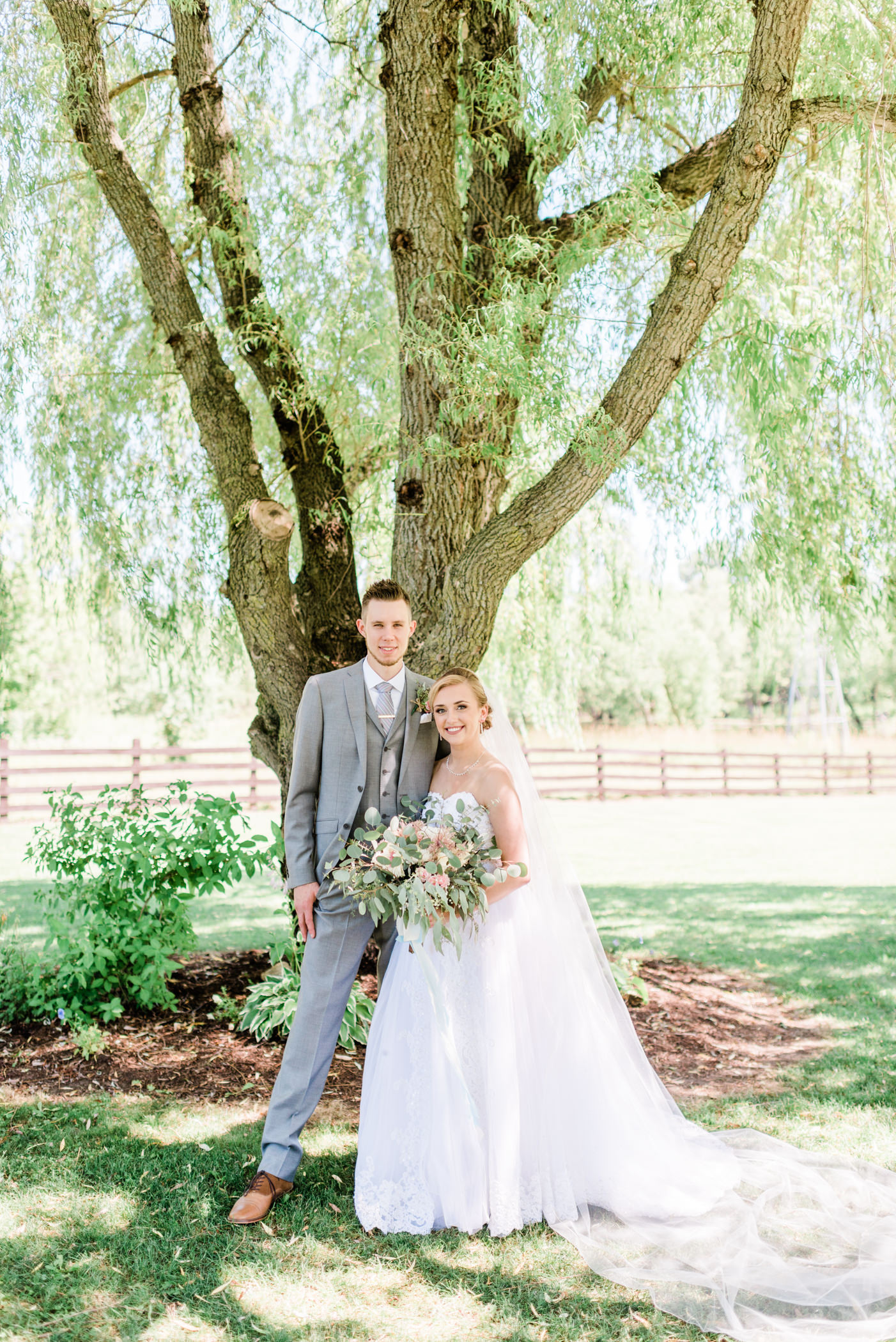 The Barn at Harvest Moon Pond Wedding Photographers - Larissa Marie Photography