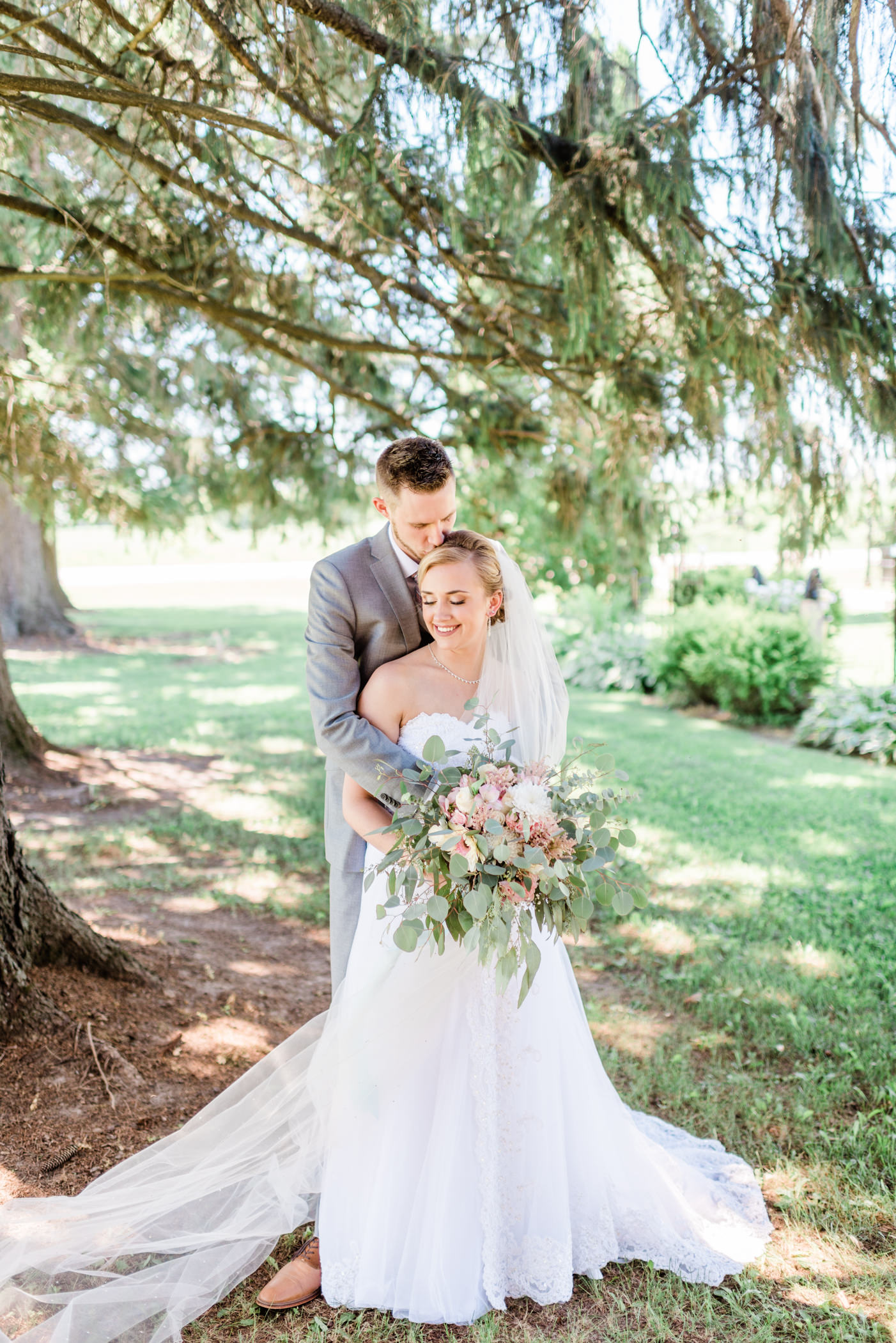 The Barn at Harvest Moon Pond Wedding Photographers - Larissa Marie Photography