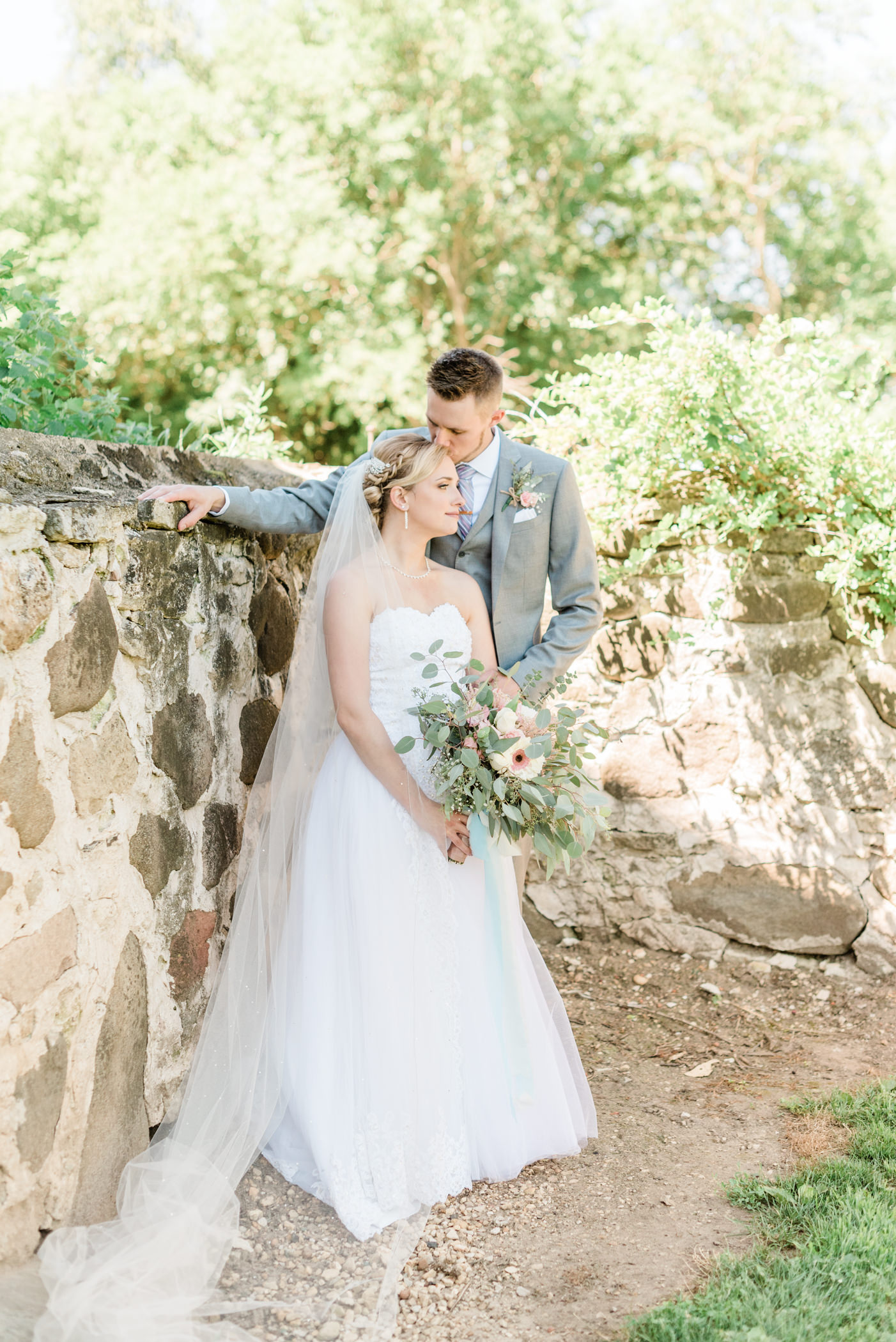 The Barn at Harvest Moon Pond Wedding Photographers - Larissa Marie Photography