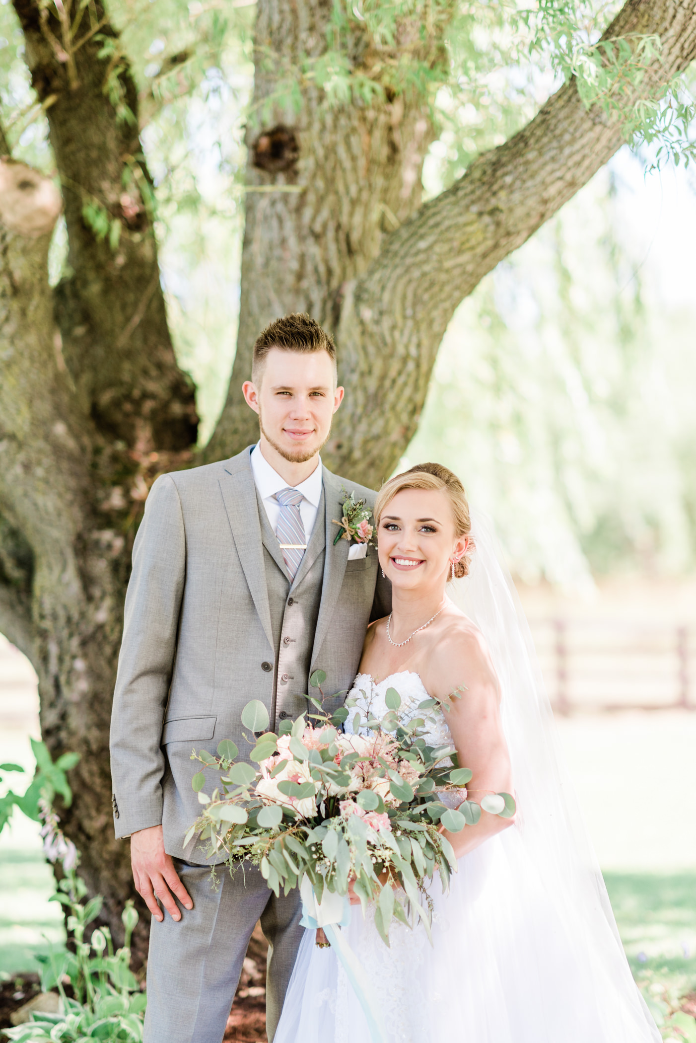 The Barn at Harvest Moon Pond Wedding Photographers - Larissa Marie Photography