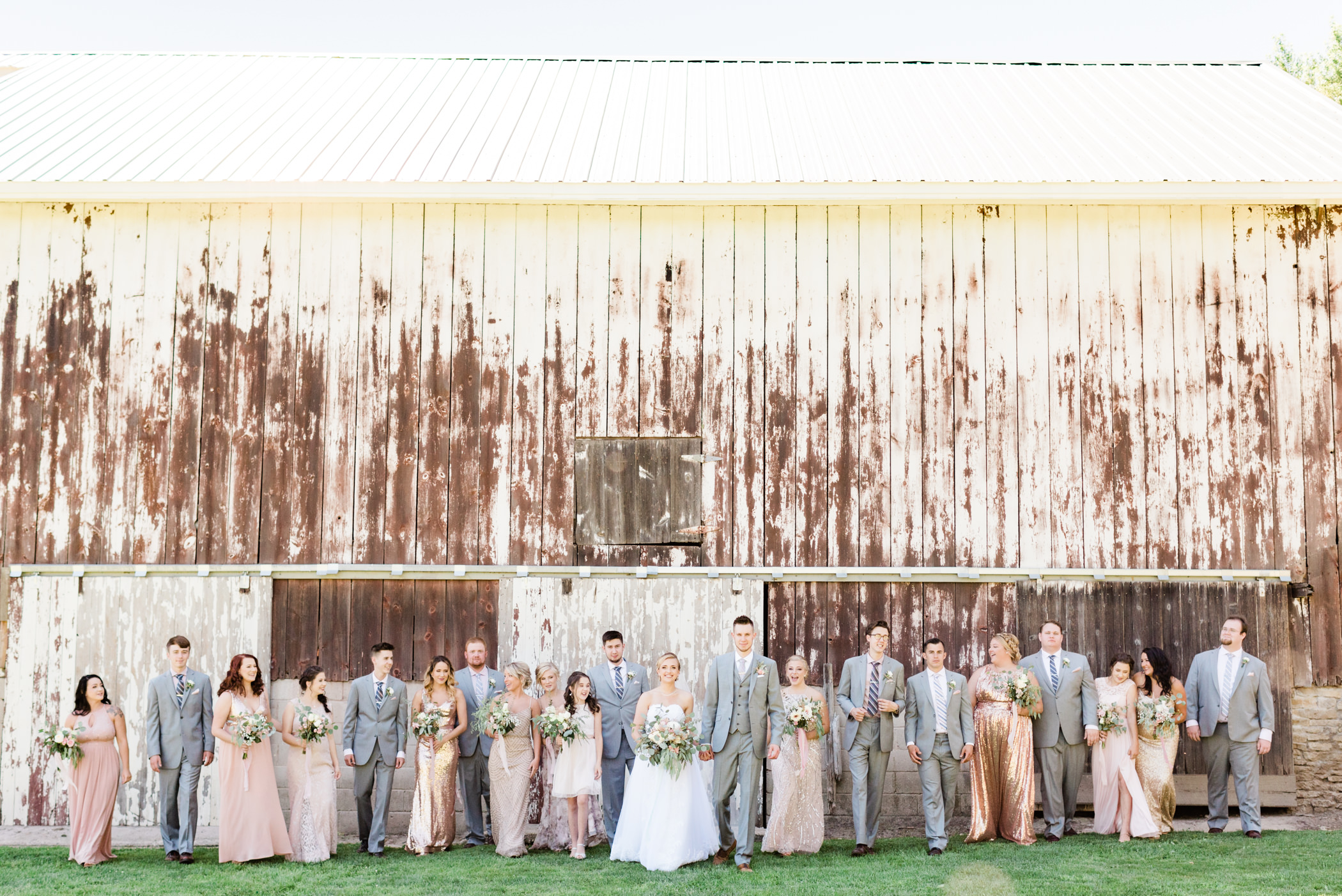 The Barn at Harvest Moon Pond Wedding Photographers - Larissa Marie Photography