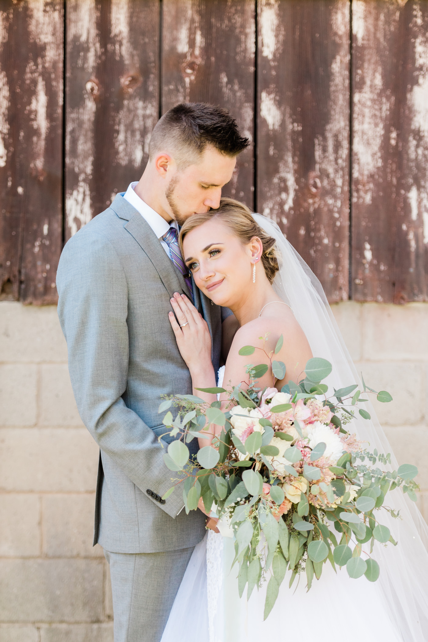 The Barn at Harvest Moon Pond Wedding Photographers - Larissa Marie Photography