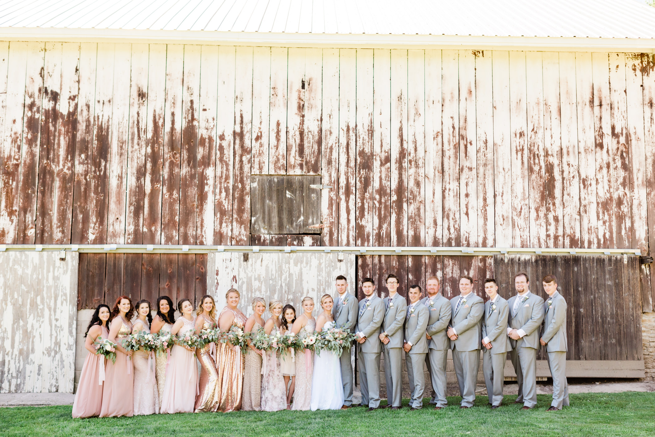 The Barn at Harvest Moon Pond Wedding Photographers - Larissa Marie Photography