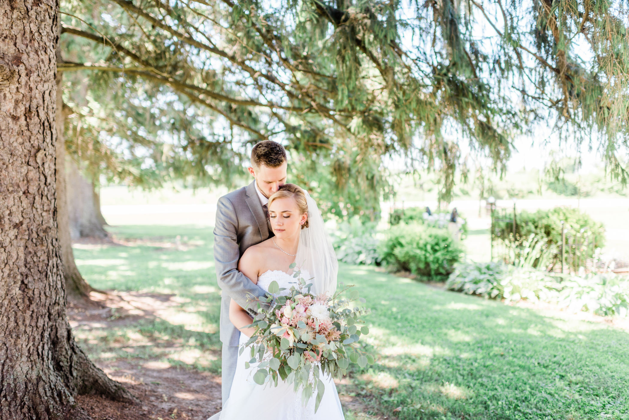 The Barn at Harvest Moon Pond Wedding Photographers - Larissa Marie Photography