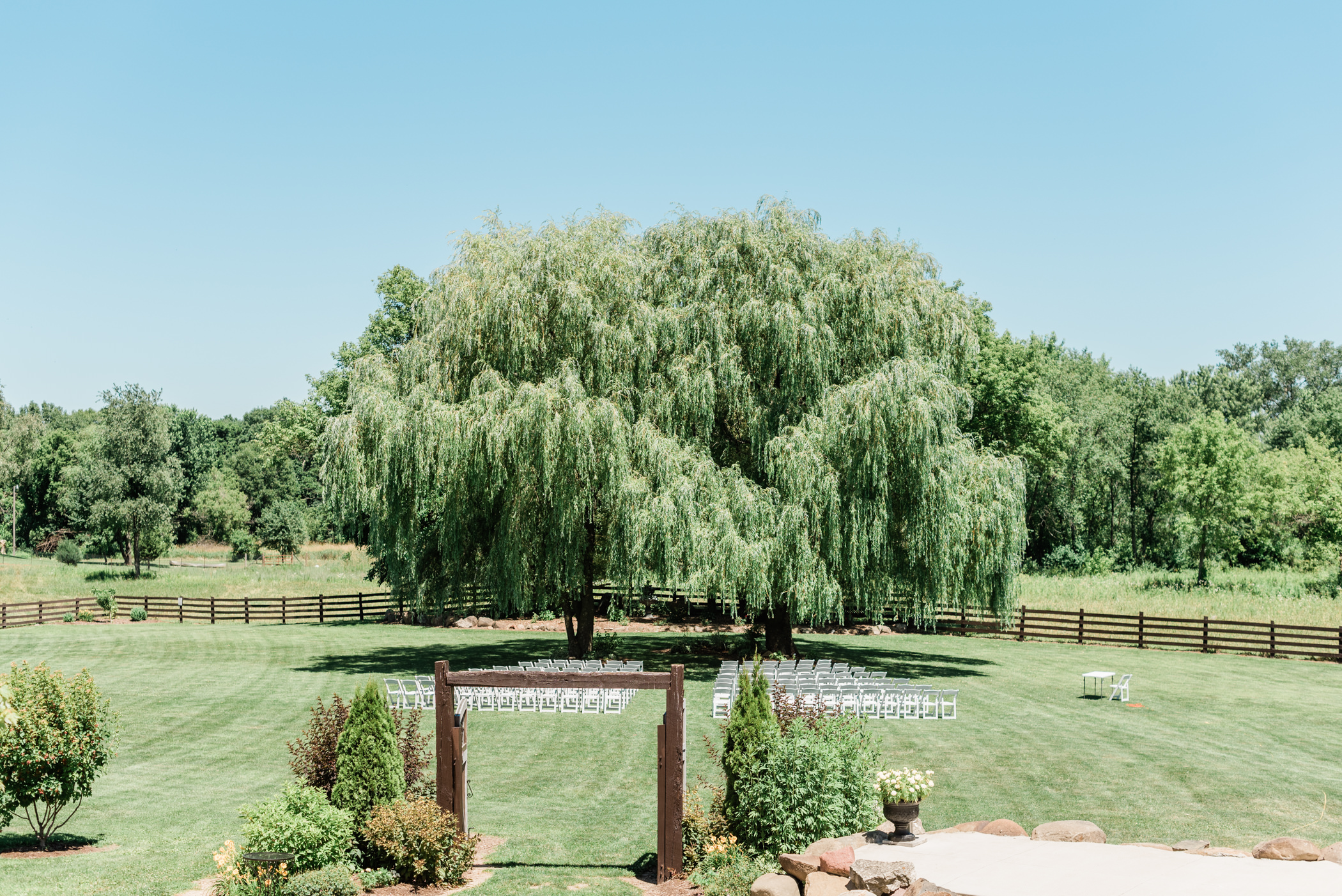 The Barn at Harvest Moon Pond Wedding Photographers - Larissa Marie Photography