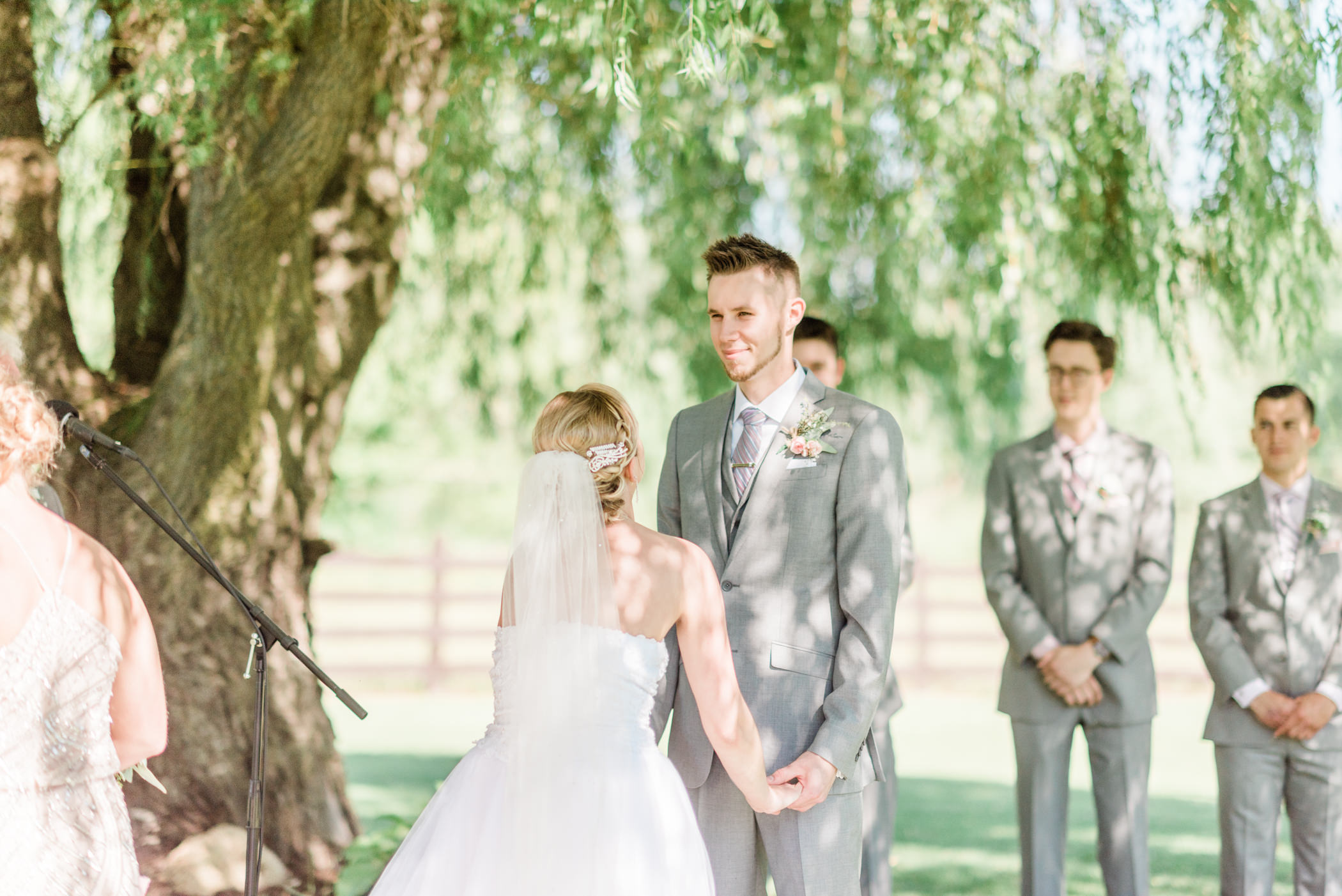 The Barn at Harvest Moon Pond Wedding Photographers - Larissa Marie Photography