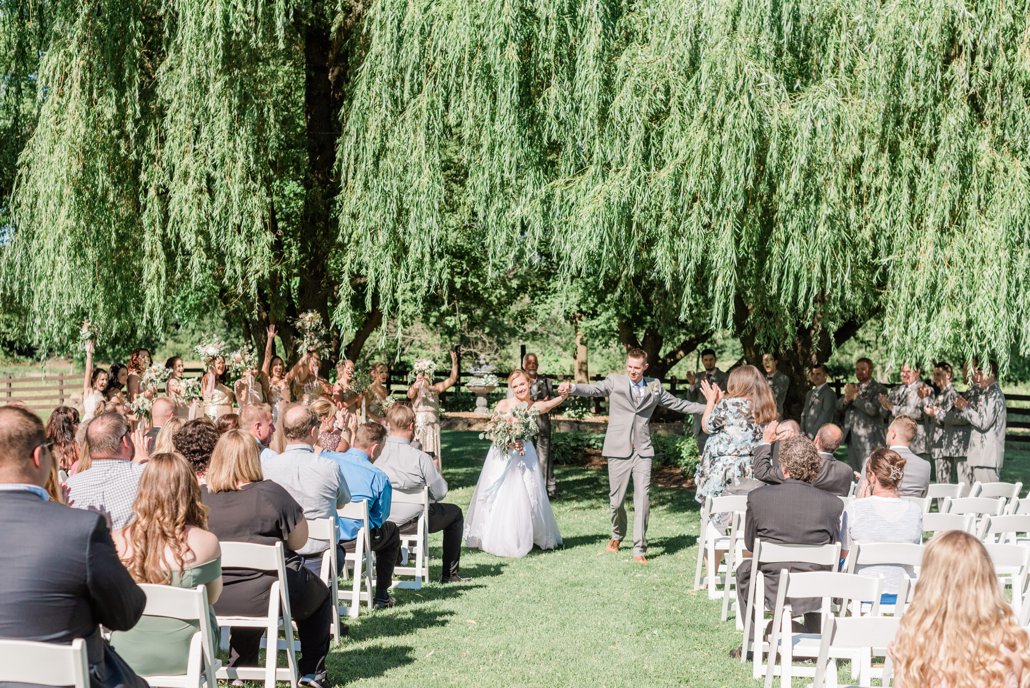 The Barn at Harvest Moon Pond Wedding Photographers - Larissa Marie Photography