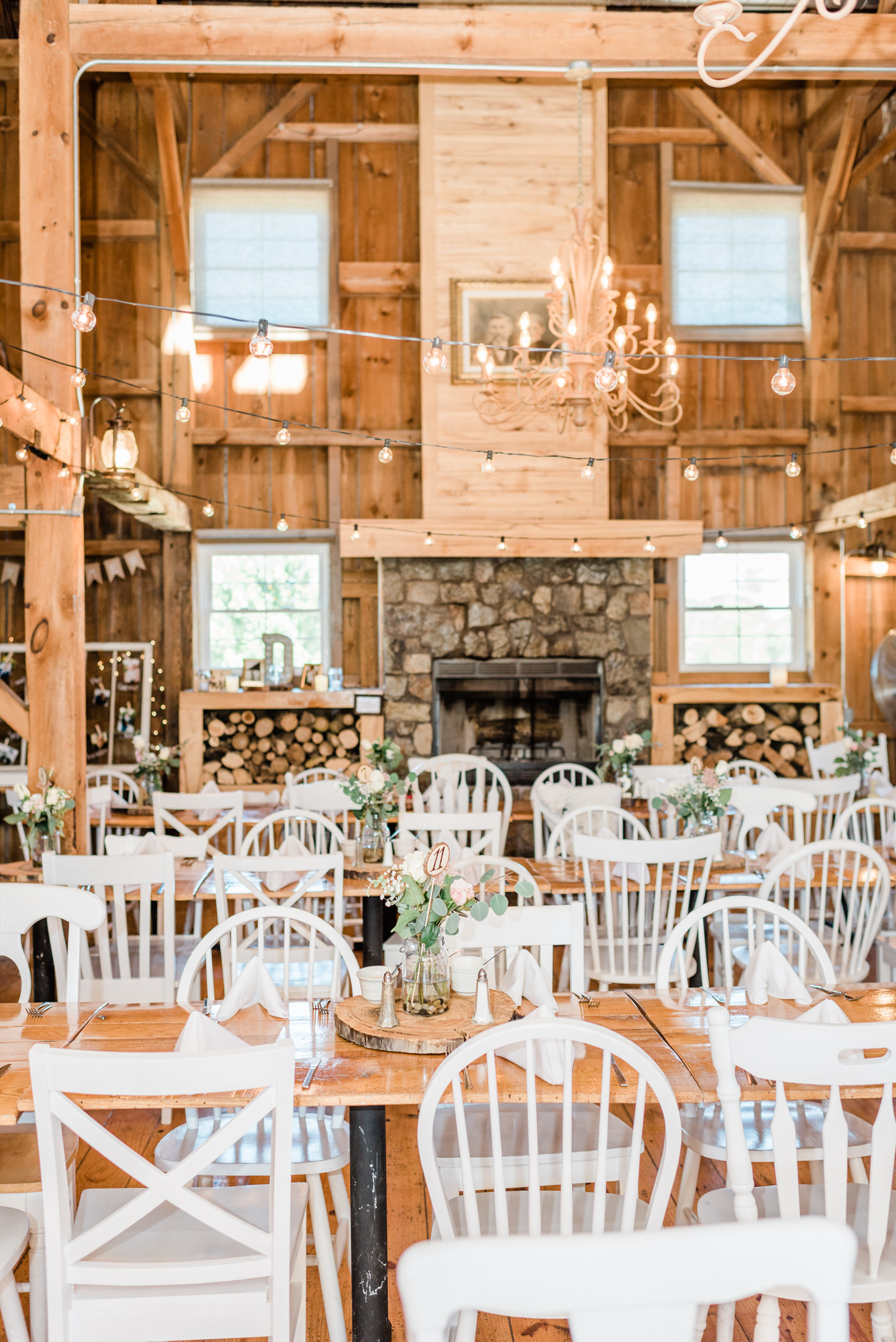 The Barn at Harvest Moon Pond Wedding Photographers - Larissa Marie Photography