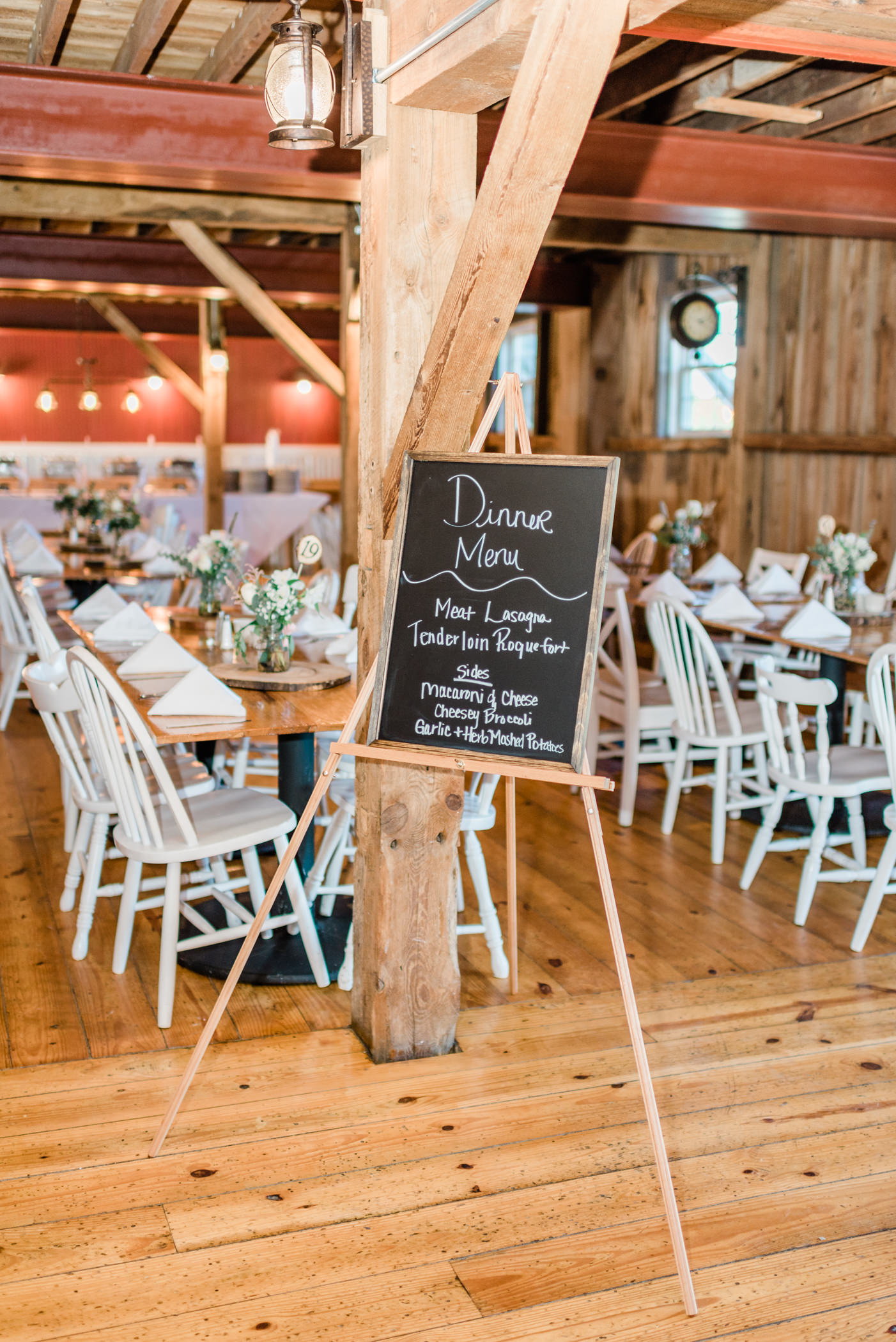 The Barn at Harvest Moon Pond Wedding Photographers - Larissa Marie Photography