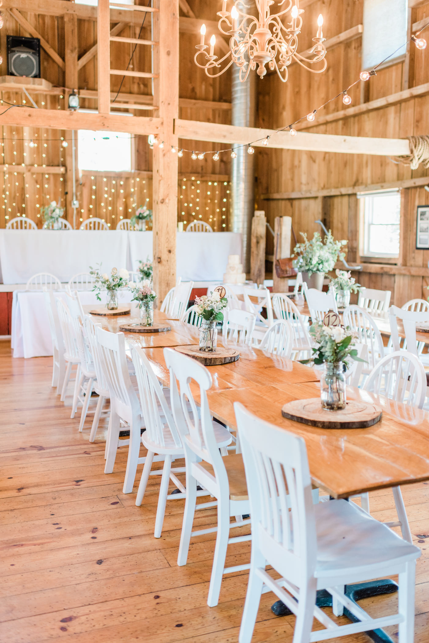 The Barn at Harvest Moon Pond Wedding Photographers - Larissa Marie Photography