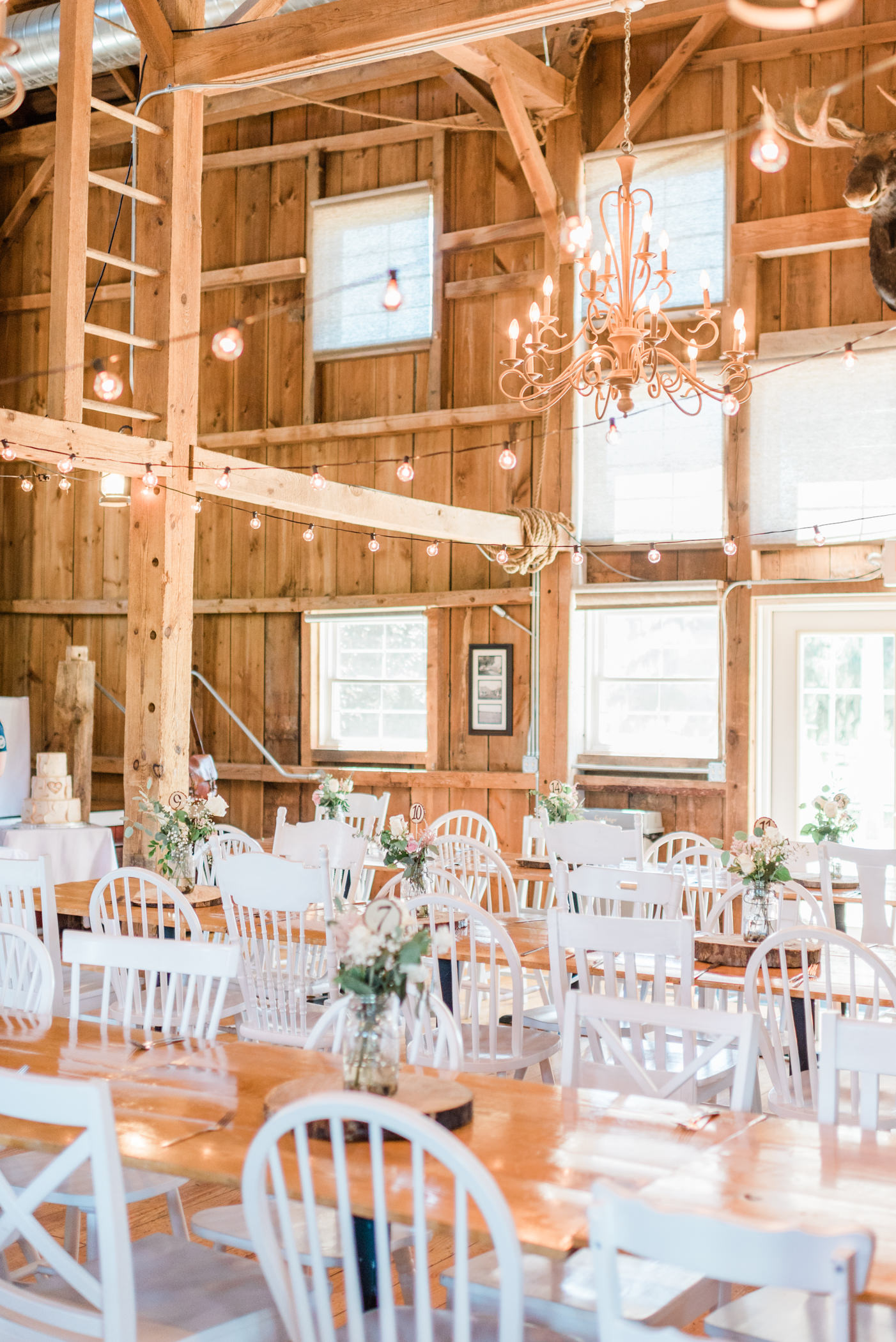 The Barn at Harvest Moon Pond Wedding Photographers - Larissa Marie Photography