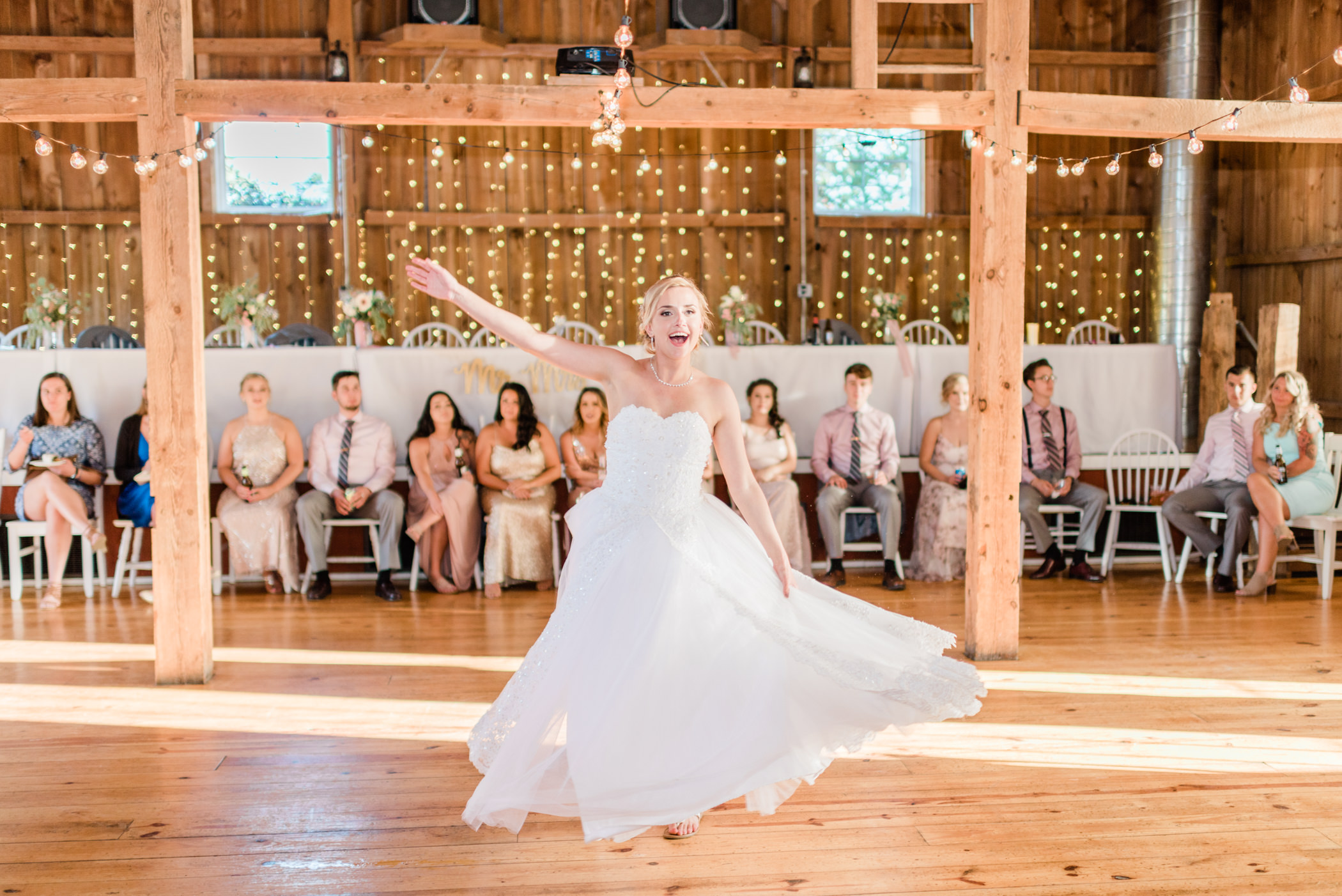 The Barn at Harvest Moon Pond Wedding Photographers - Larissa Marie Photography