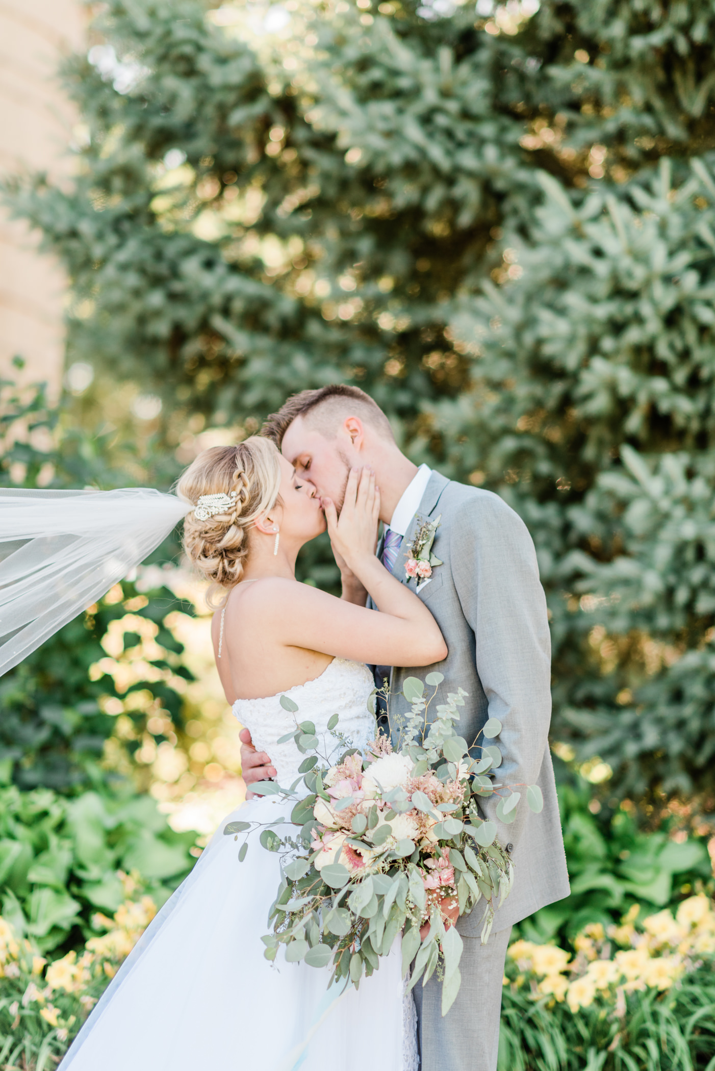 The Barn at Harvest Moon Pond Wedding Photographers - Larissa Marie Photography