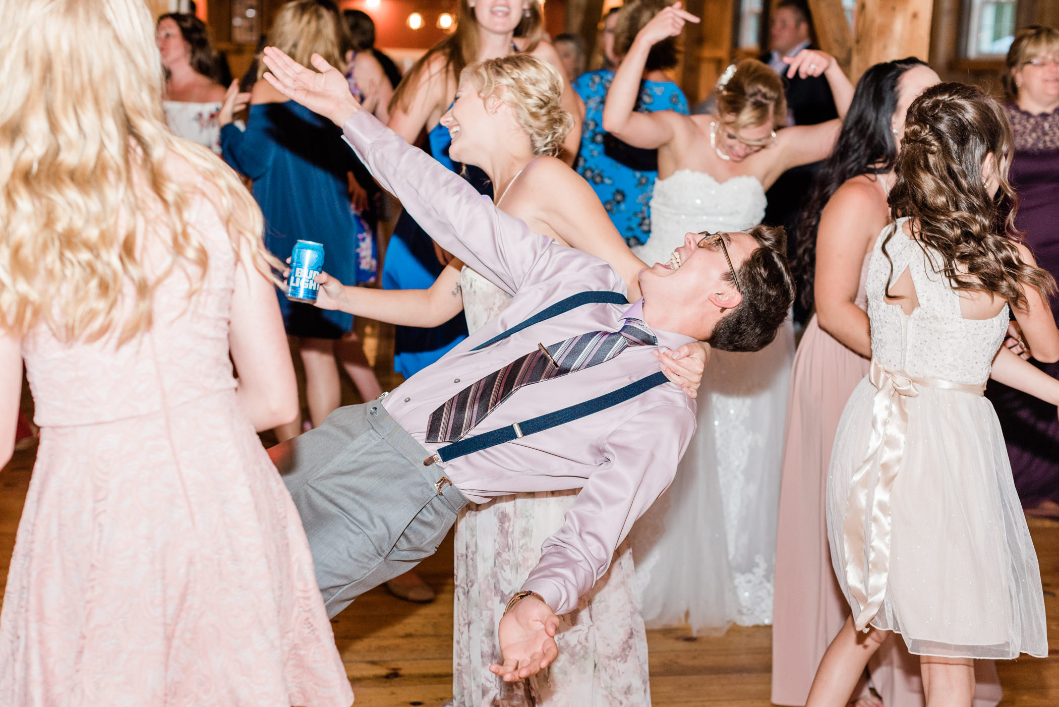 The Barn at Harvest Moon Pond Wedding Photographers - Larissa Marie Photography