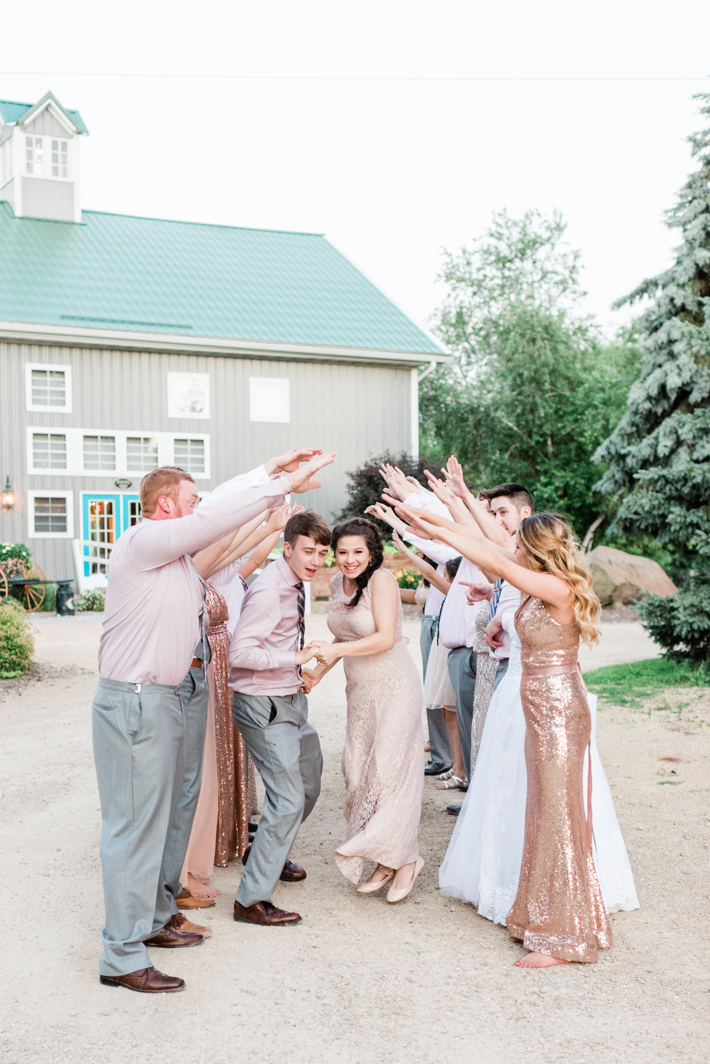 The Barn at Harvest Moon Pond Wedding Photographers - Larissa Marie Photography