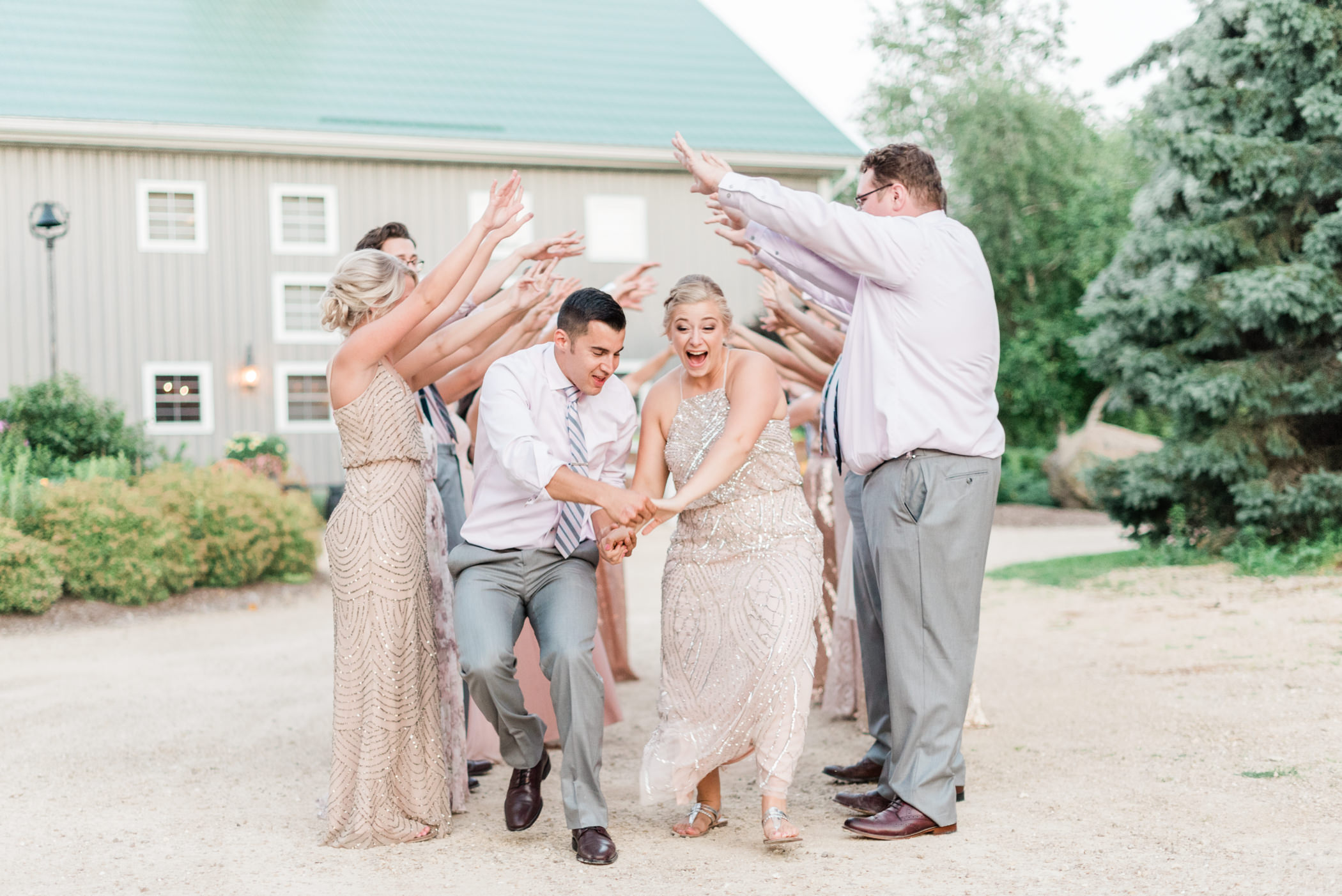 The Barn at Harvest Moon Pond Wedding Photographers - Larissa Marie Photography