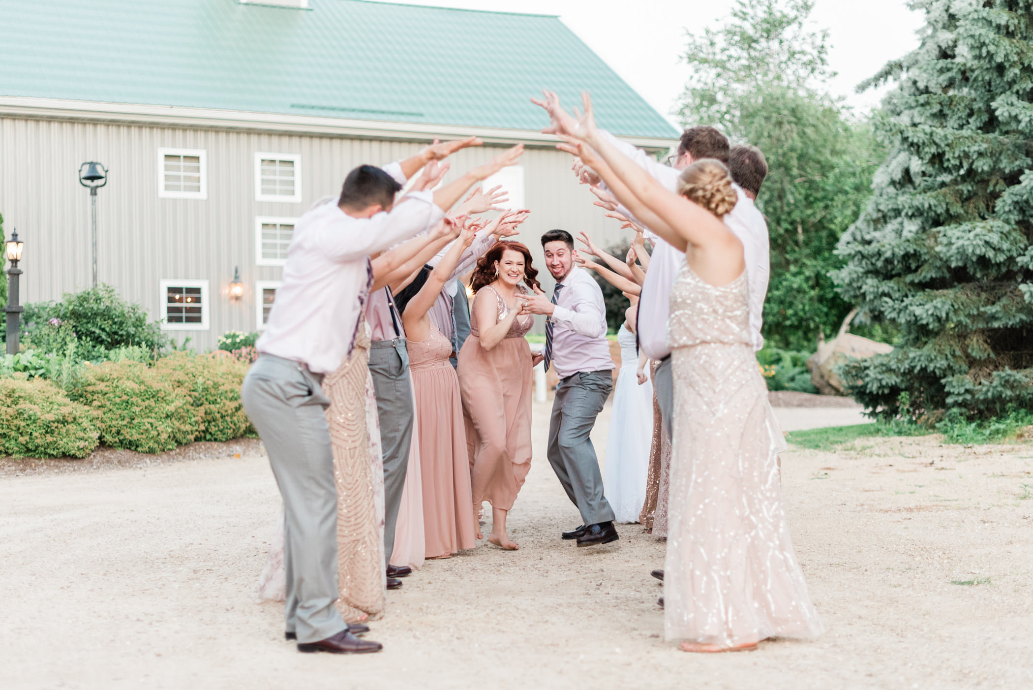 The Barn at Harvest Moon Pond Wedding Photographers - Larissa Marie Photography