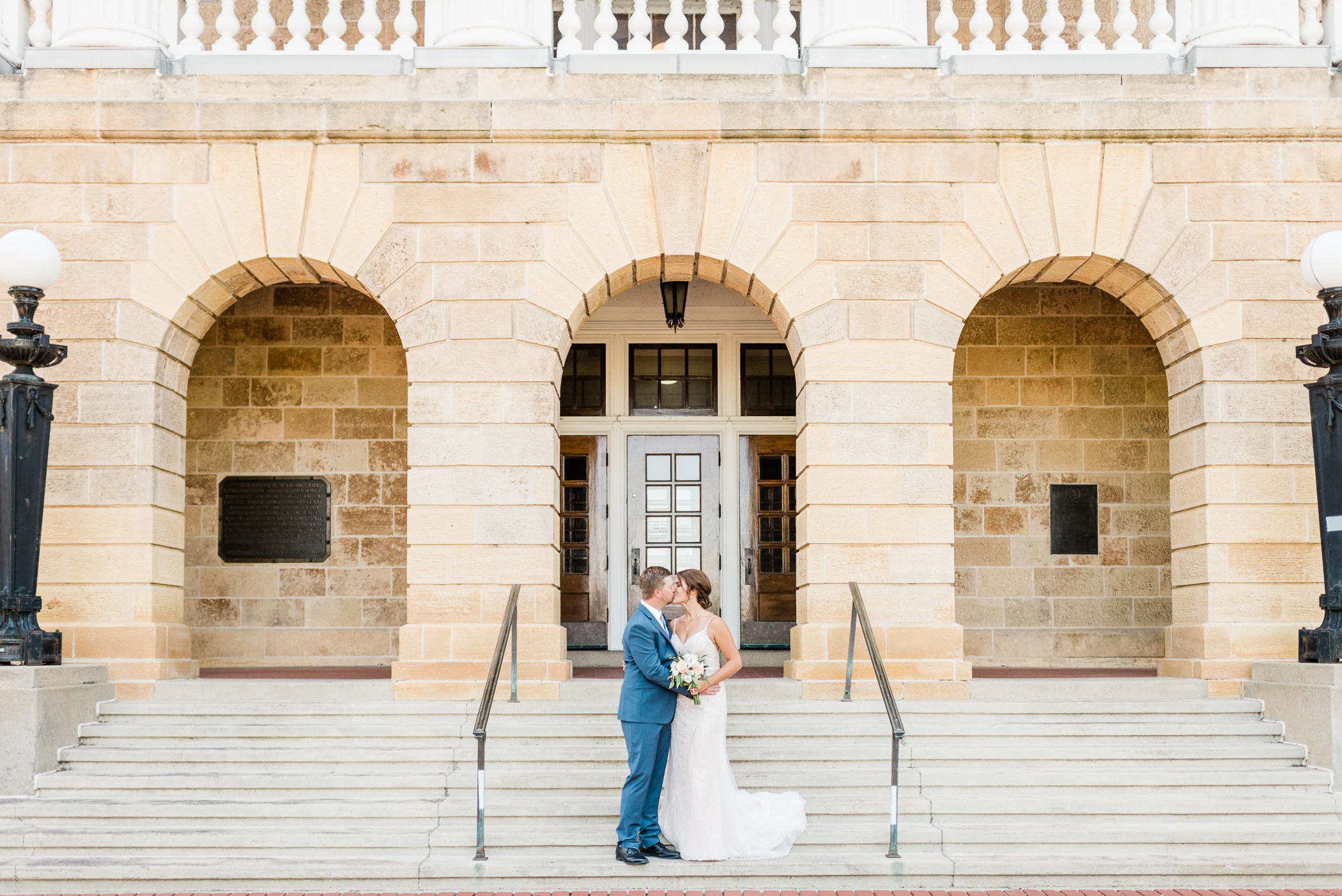 Union South Wedding Photographers - Larissa Marie Photography