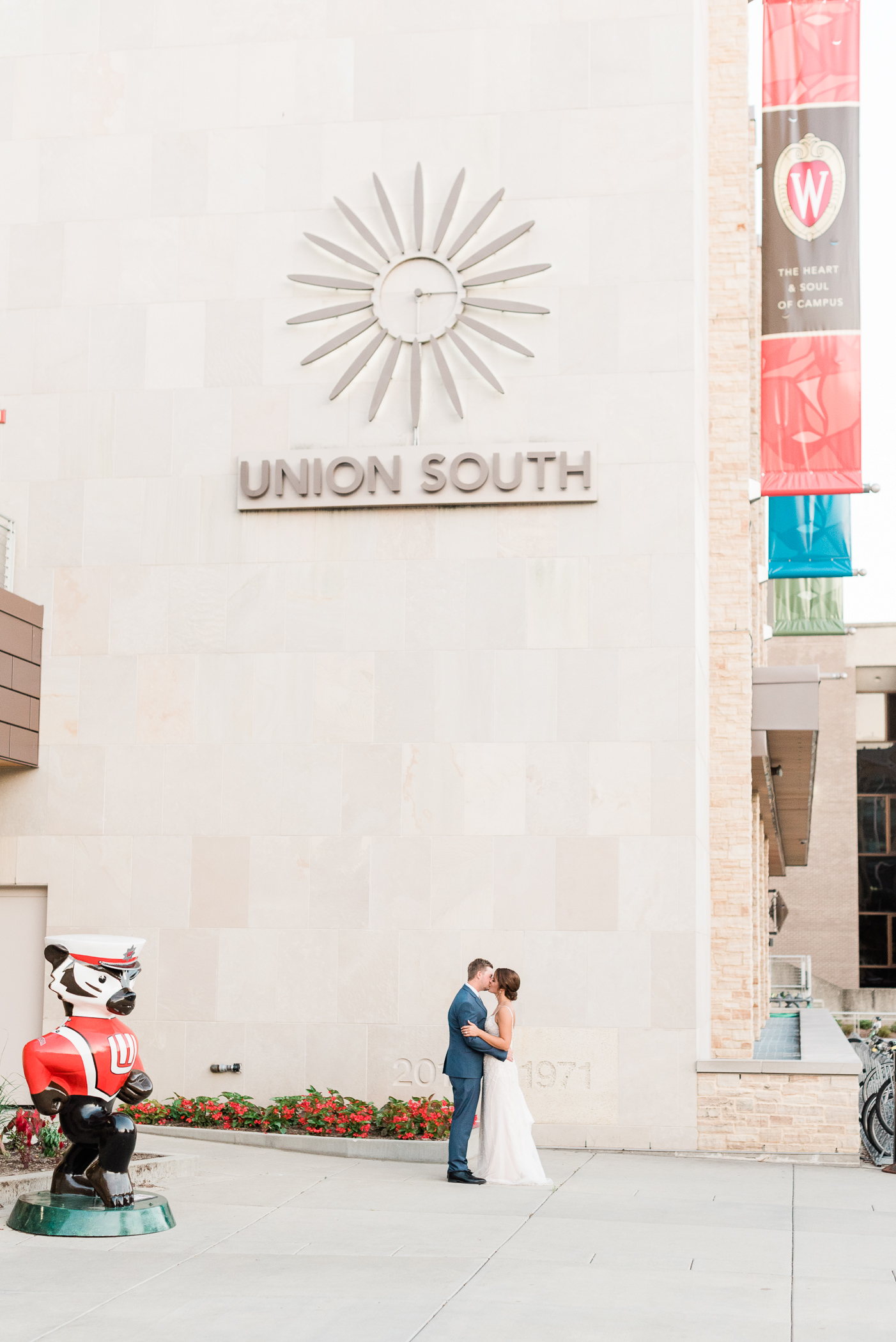 Union South Wedding Photographers - Larissa Marie Photography