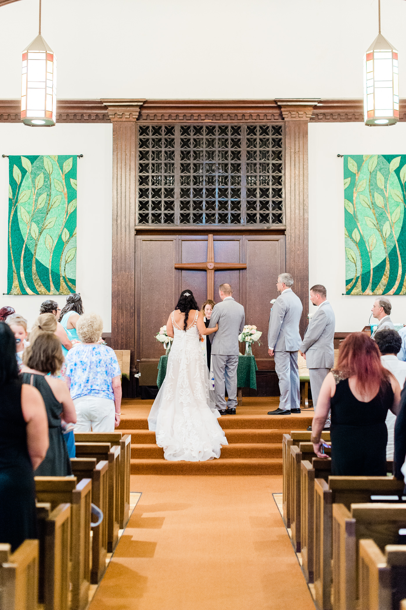 Platteville First Congregational Church wedding photographers - Larissa Marie Photography