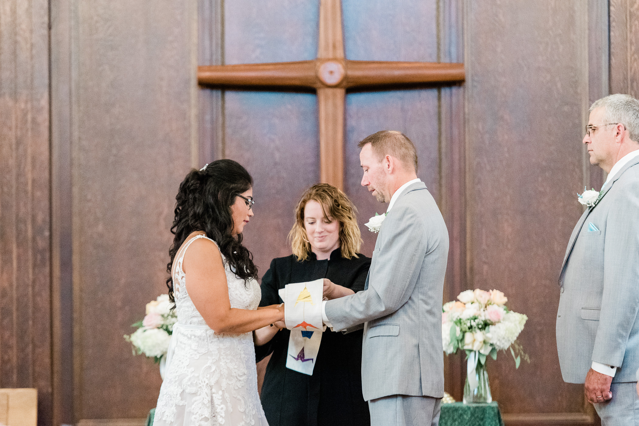 Platteville First Congregational Church wedding photographers - Larissa Marie Photography