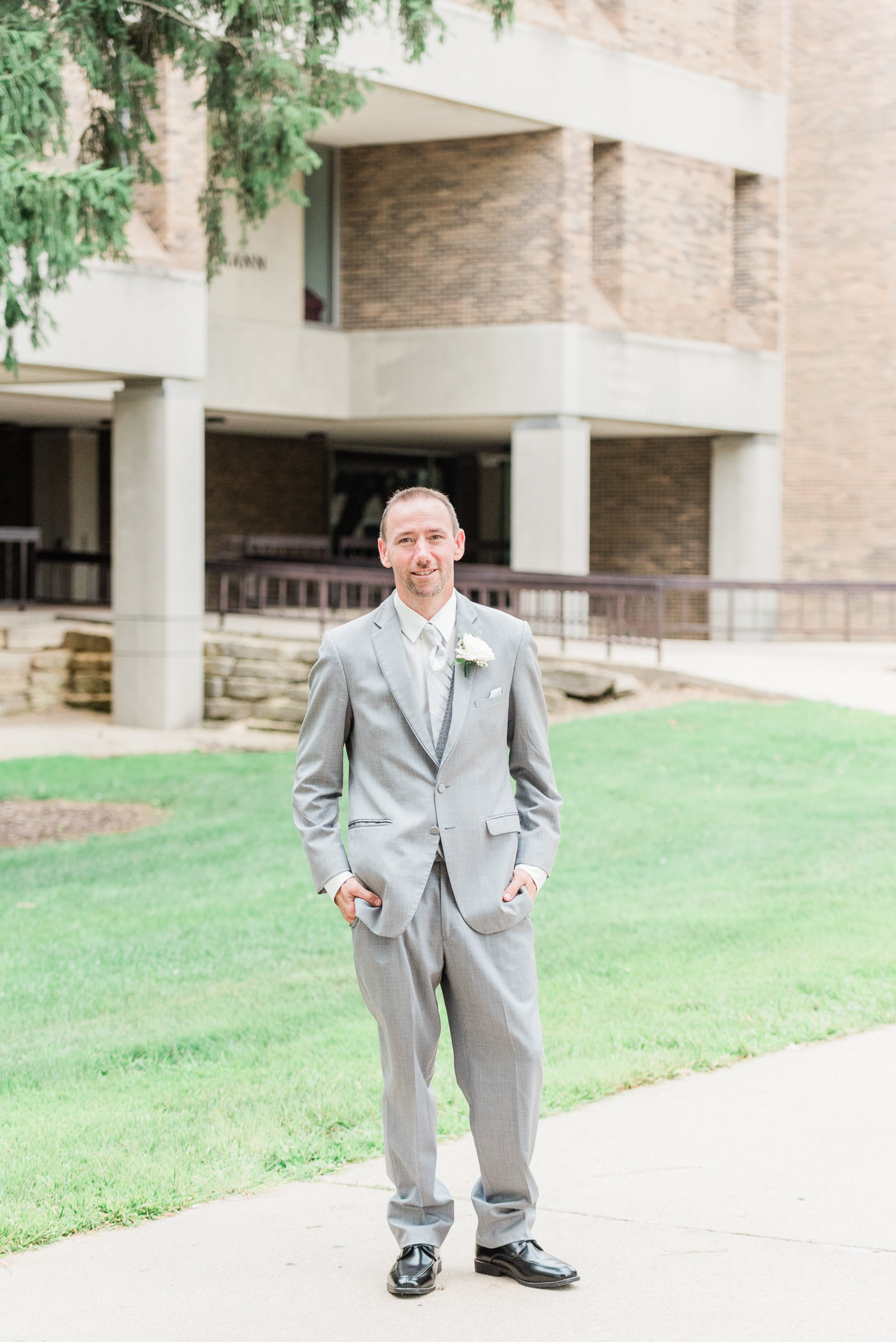 Ullsvik Hall Platteville, WI Wedding Photographers - Larissa Marie Photography