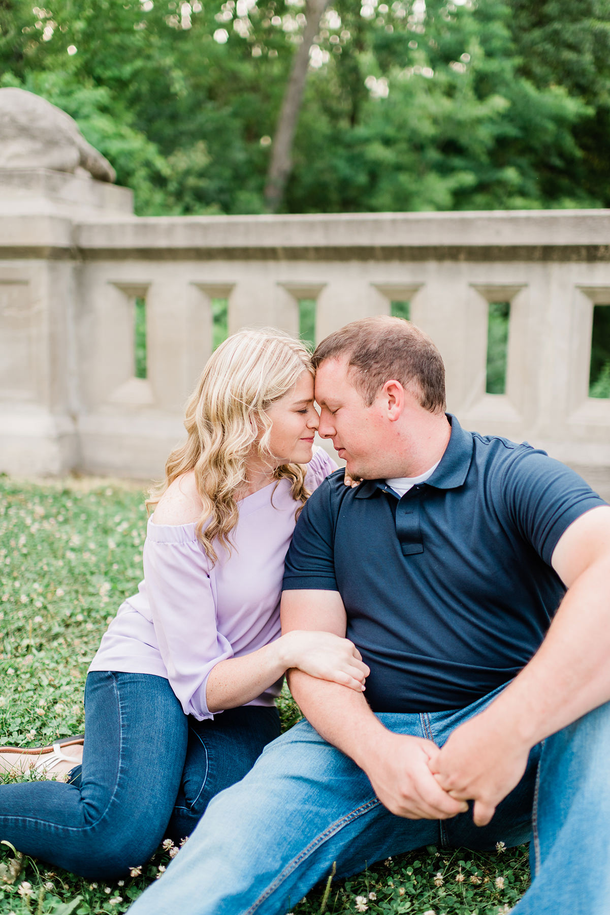 Lake Park Milwaukee Engagement Pictures - Larissa Marie Photography