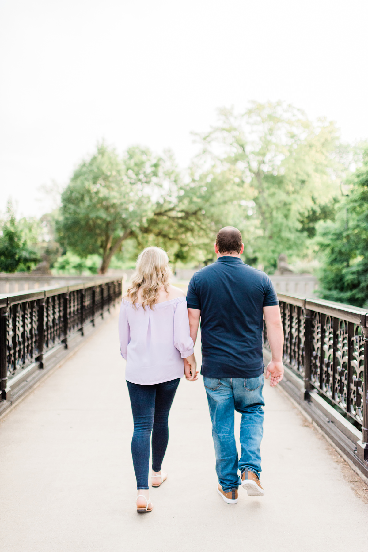 Lake Park Milwaukee Engagement Pictures - Larissa Marie Photography