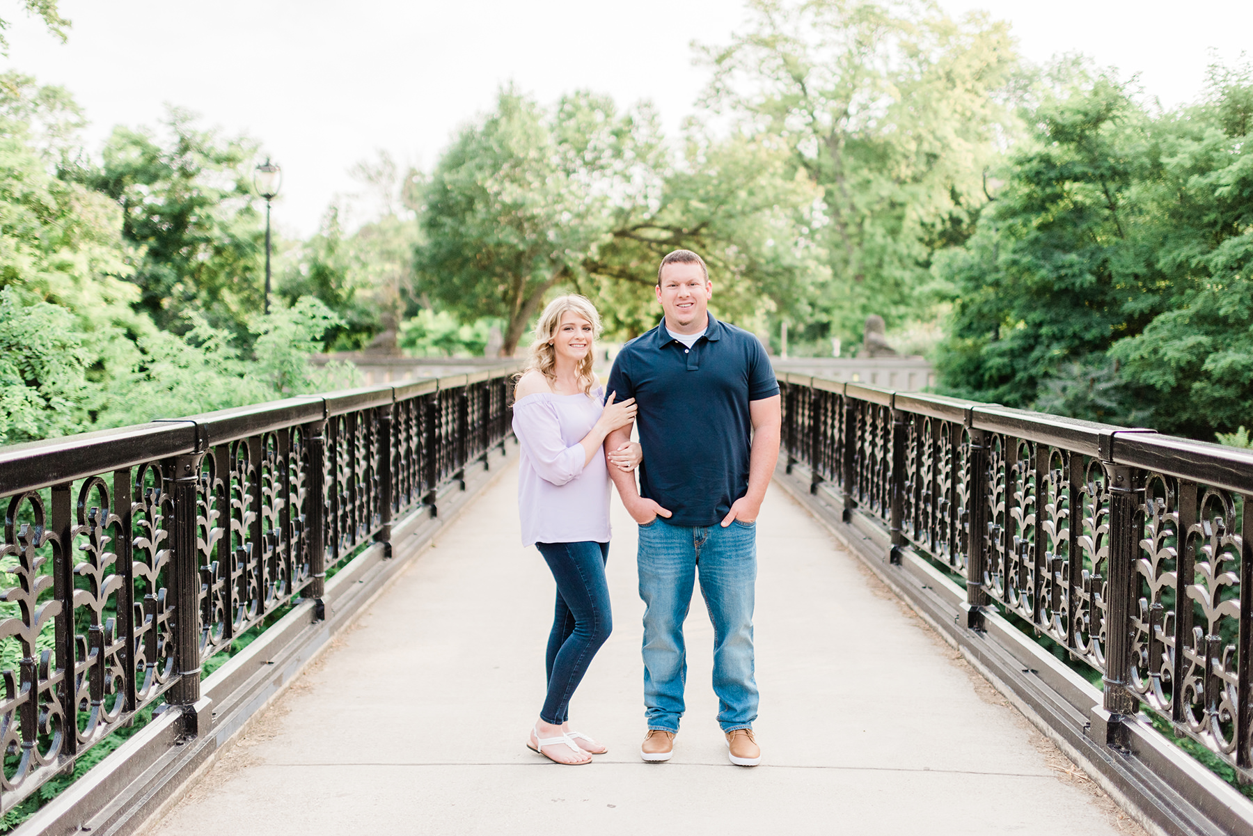 Lake Park Milwaukee Engagement Pictures - Larissa Marie Photography