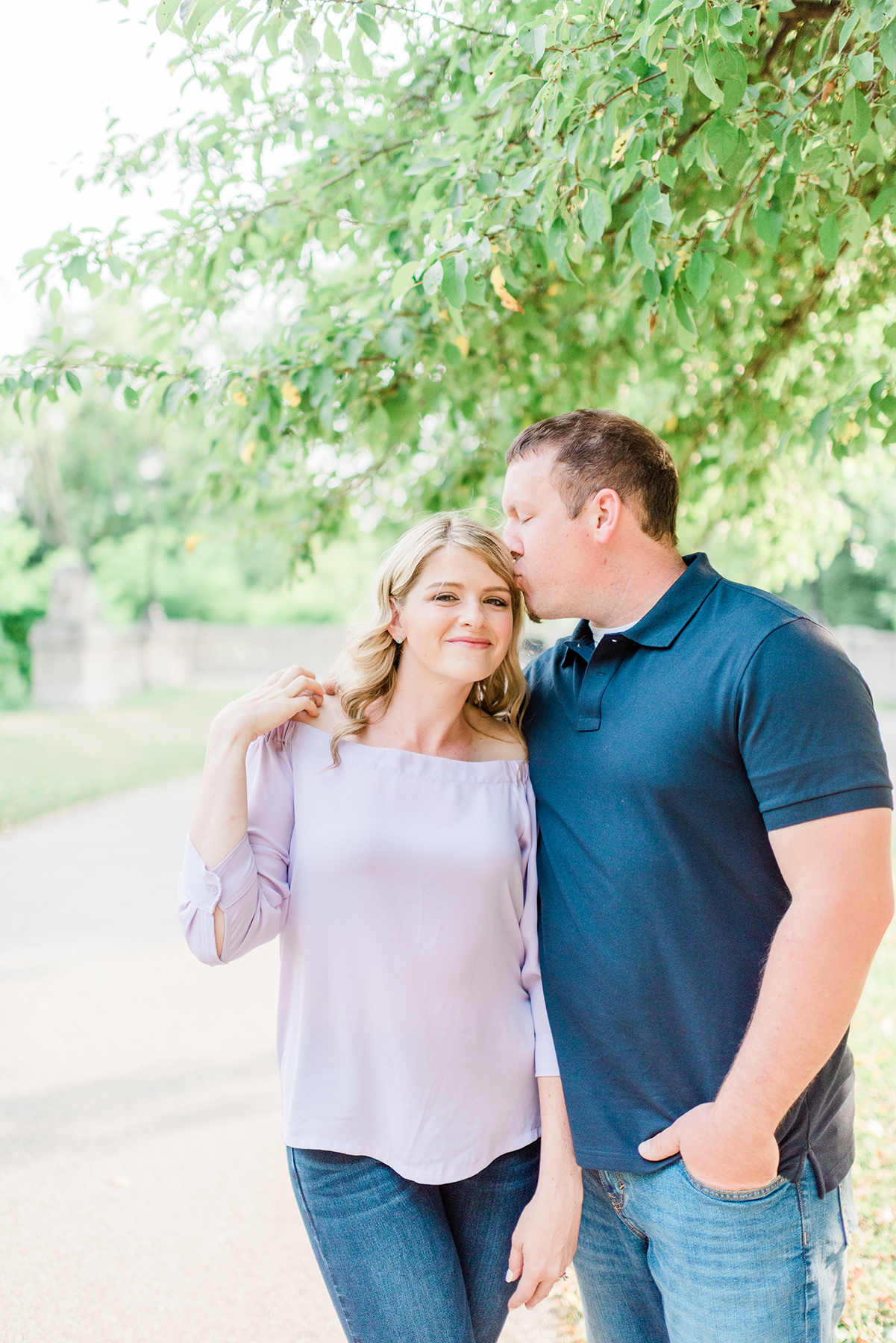 Lake Park Milwaukee Engagement Pictures - Larissa Marie Photography