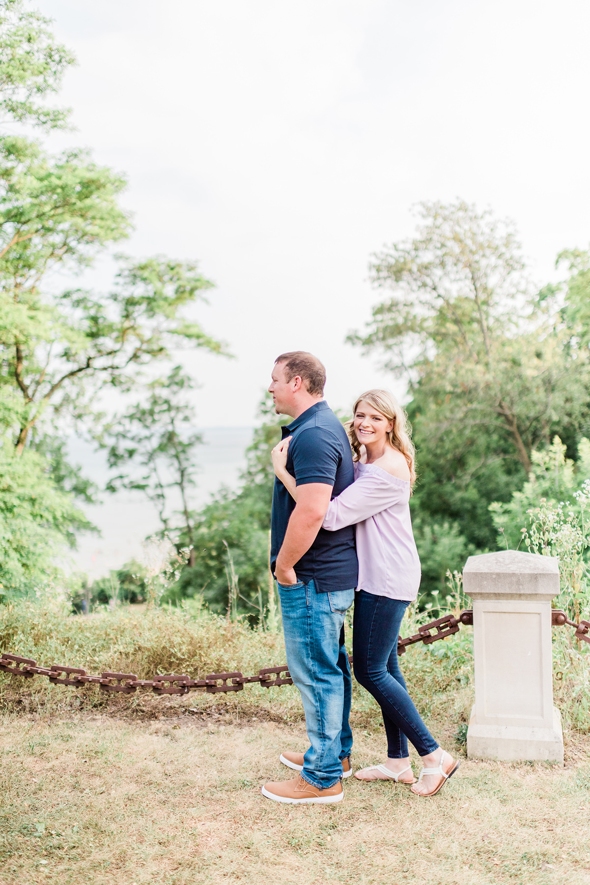 Lake Park Milwaukee Engagement Pictures - Larissa Marie Photography