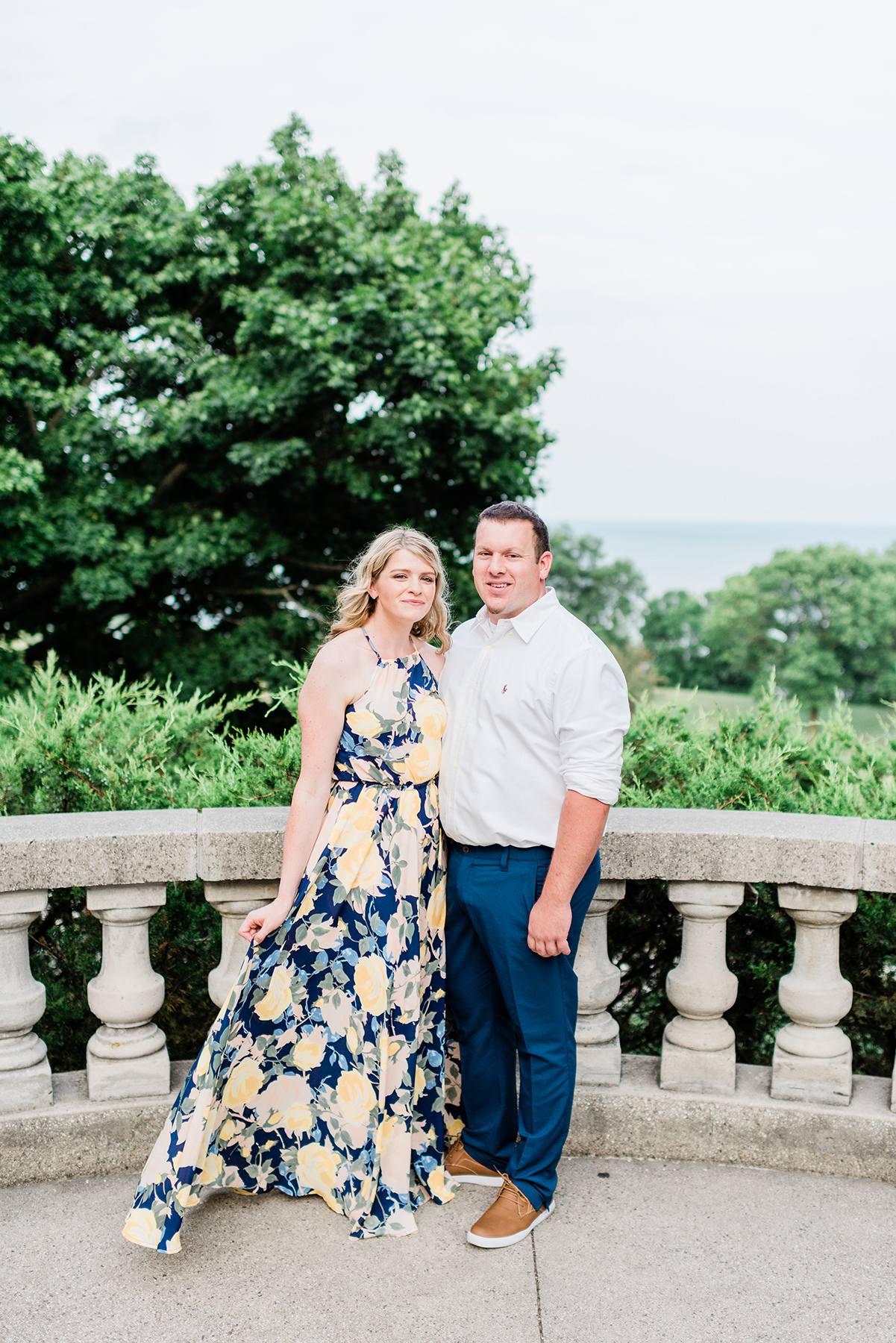 Lake Park Milwaukee Engagement Pictures - Larissa Marie Photography