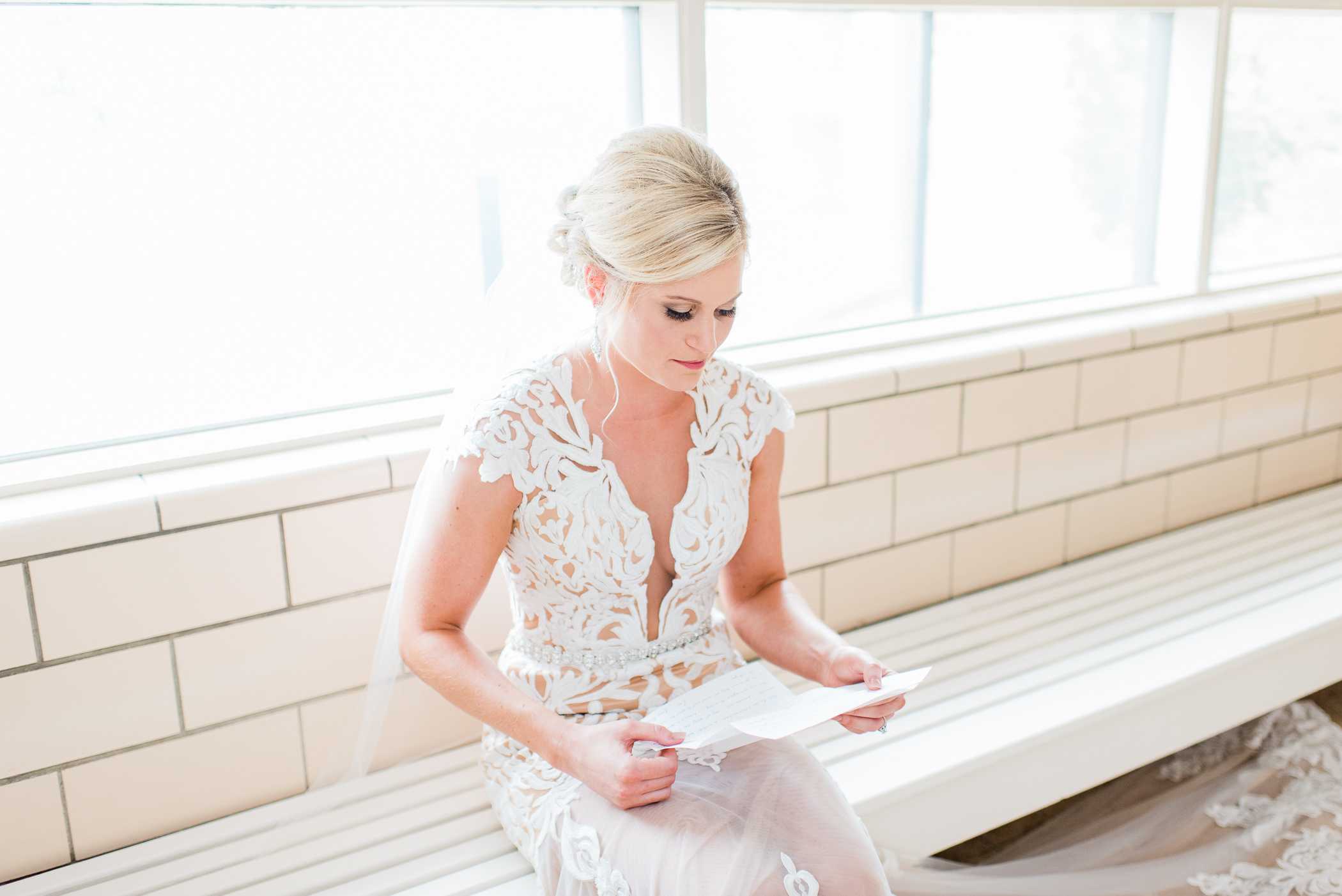 Olde 41 Green Bay, WI Wedding Photographers - Larissa Marie Phot