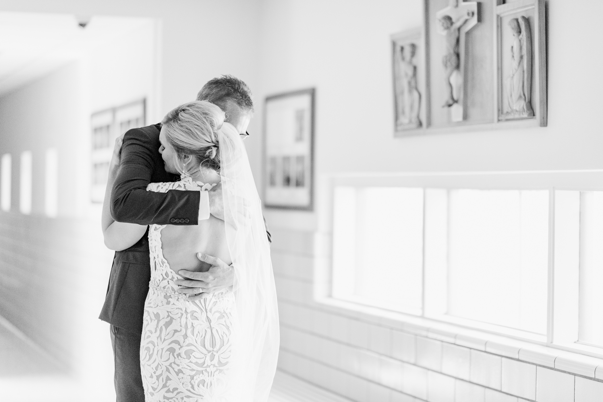 Olde 41 Green Bay, WI Wedding Photographers - Larissa Marie Phot