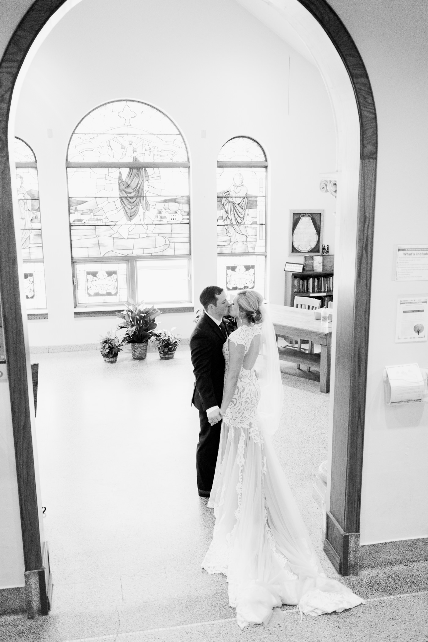 Olde 41 Green Bay, WI Wedding Photographers - Larissa Marie Phot