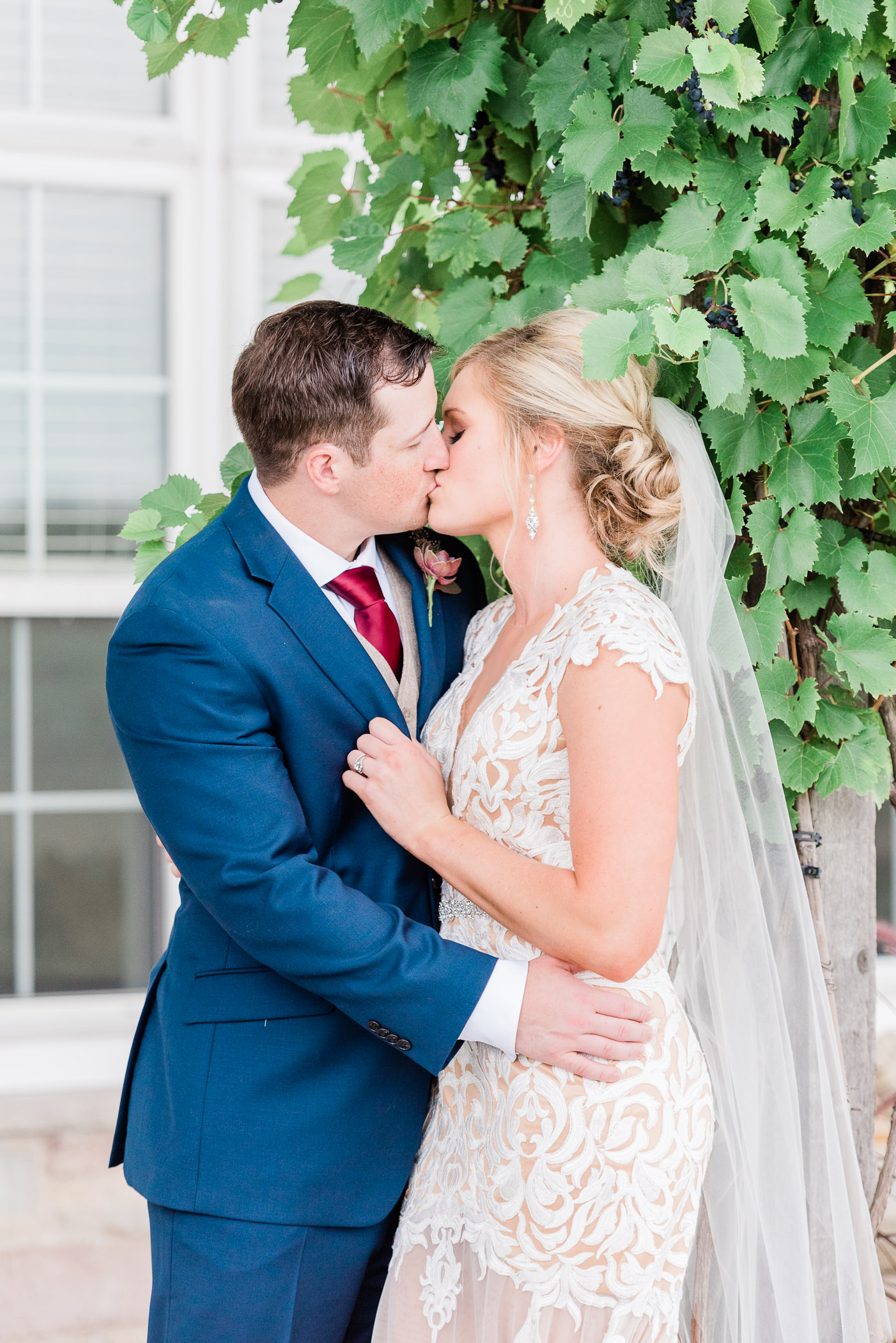 Olde 41 Green Bay, WI Wedding Photographers - Larissa Marie Photography