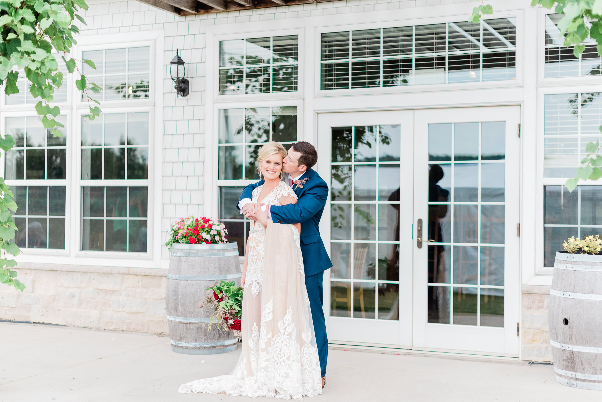 Olde 41 Green Bay, WI Wedding Photographers - Larissa Marie Photography