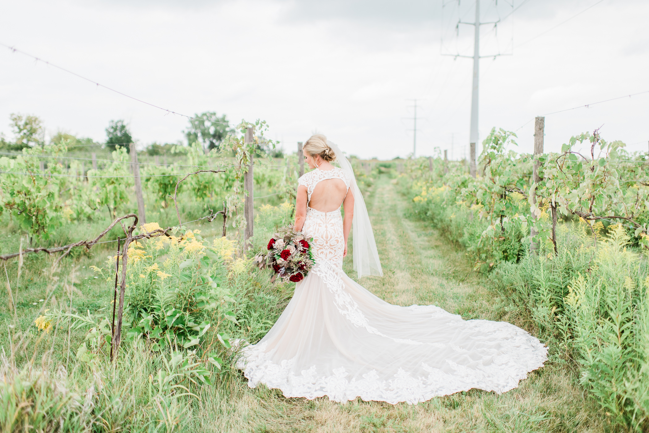 Olde 41 Green Bay, WI Wedding Photographers - Larissa Marie Photography