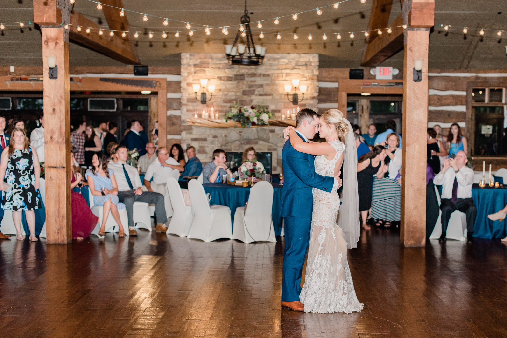 Olde 41 Green Bay, WI Wedding Photographers - Larissa Marie Photography